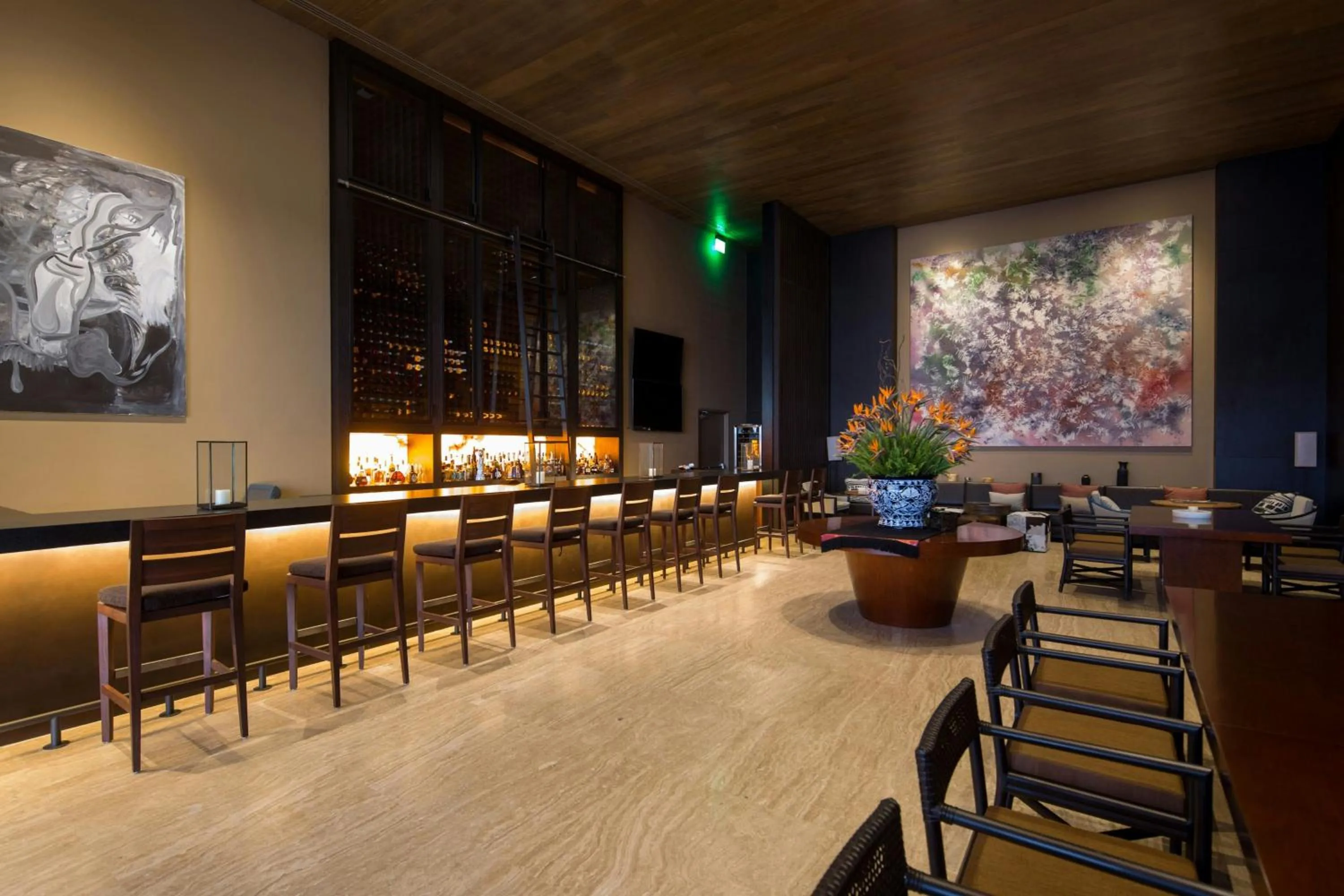 Lounge or bar in JW Marriott Los Cabos Beach Resort & Spa