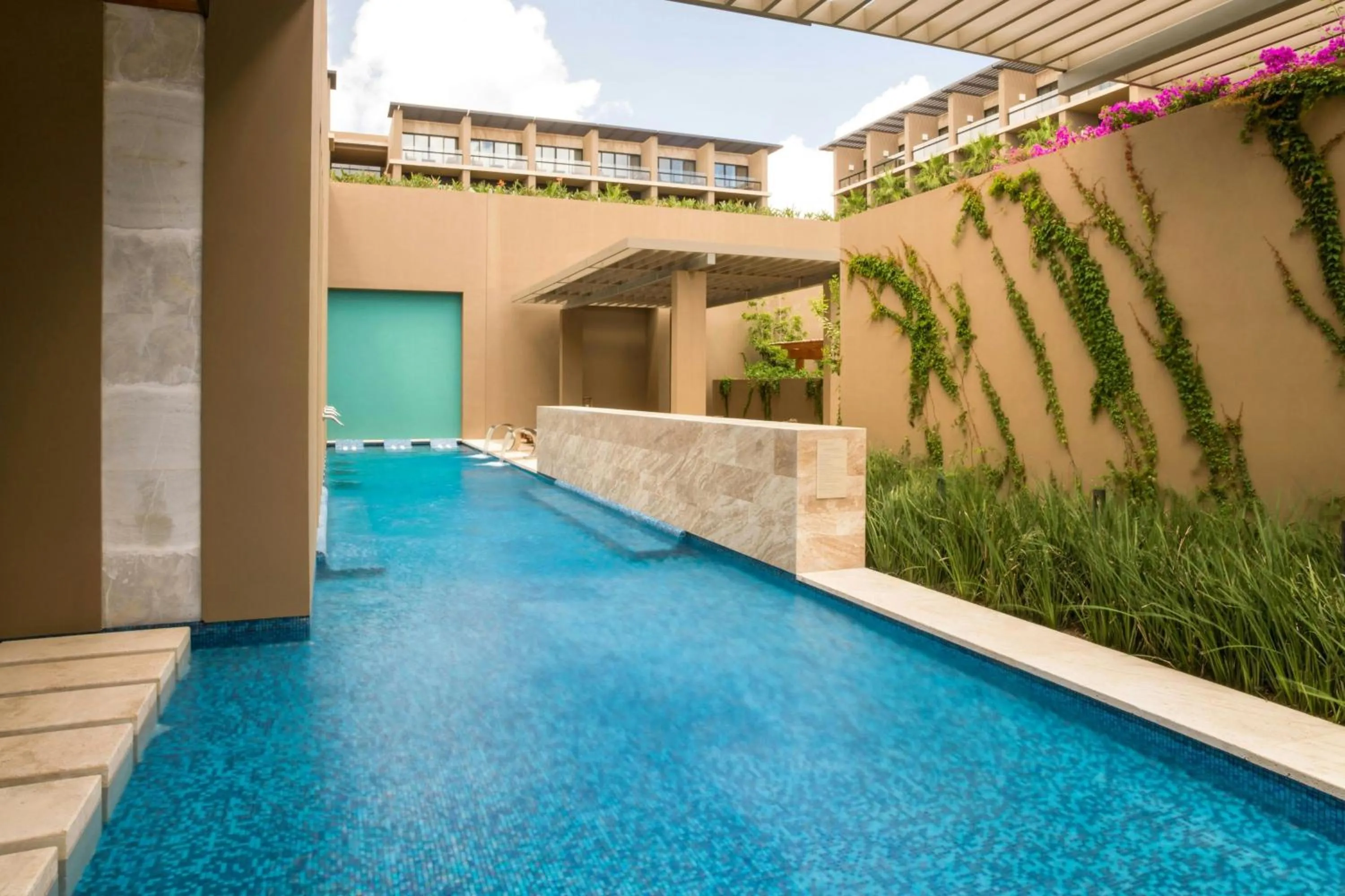 Swimming pool in JW Marriott Los Cabos Beach Resort & Spa