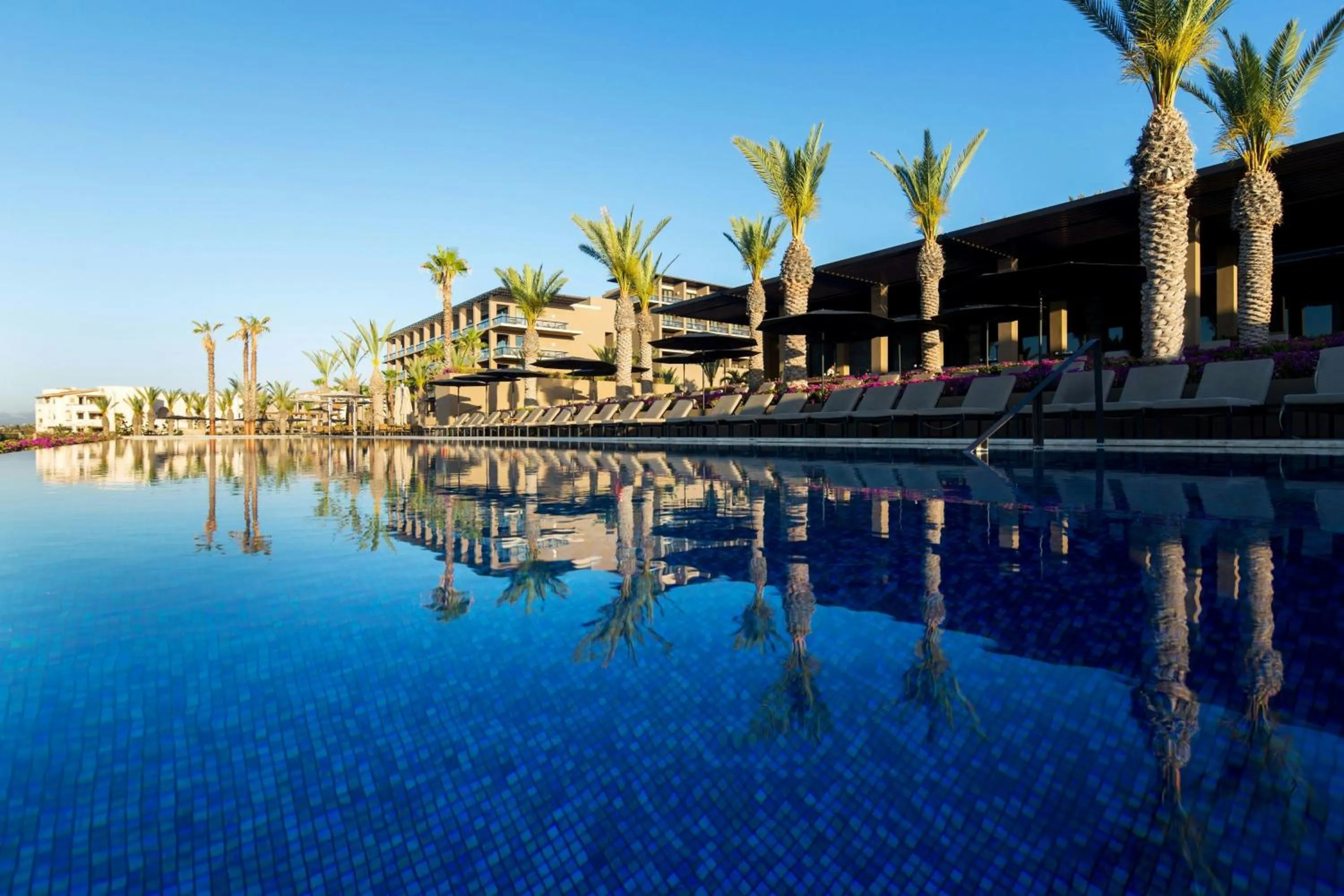 Swimming pool in JW Marriott Los Cabos Beach Resort & Spa