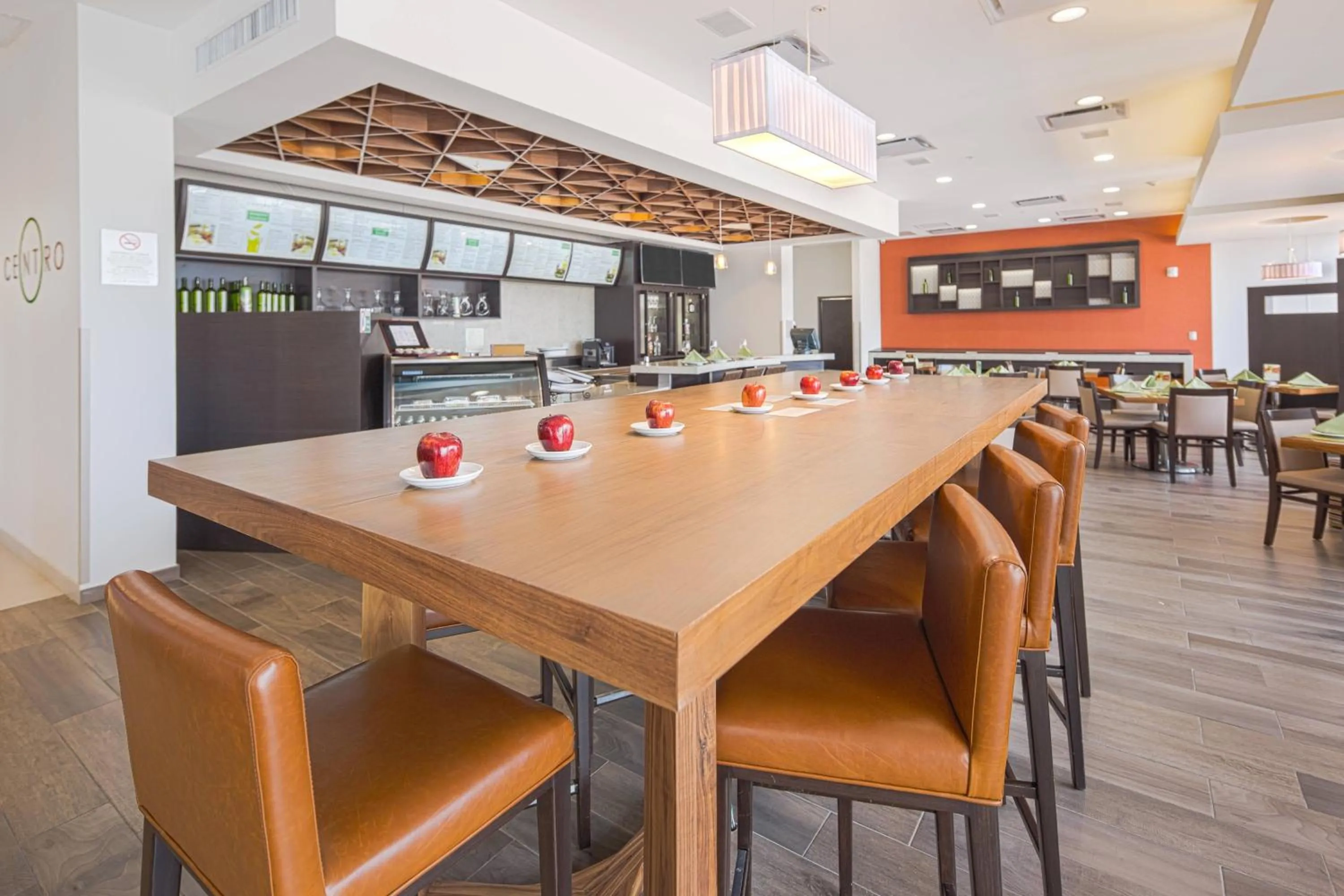 Restaurant/places to eat in Courtyard by Marriott Saltillo