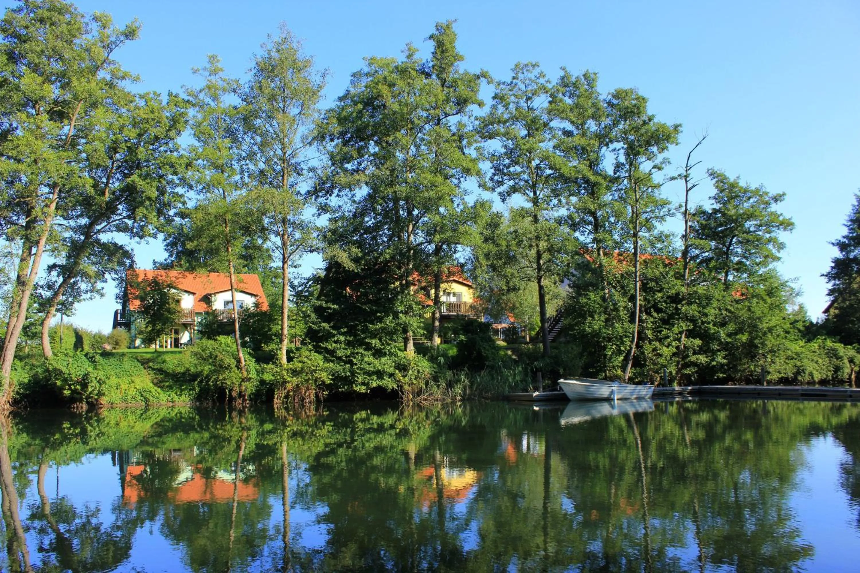 Spring in Müritzparadies - Feriendorf Alte Fahrt
