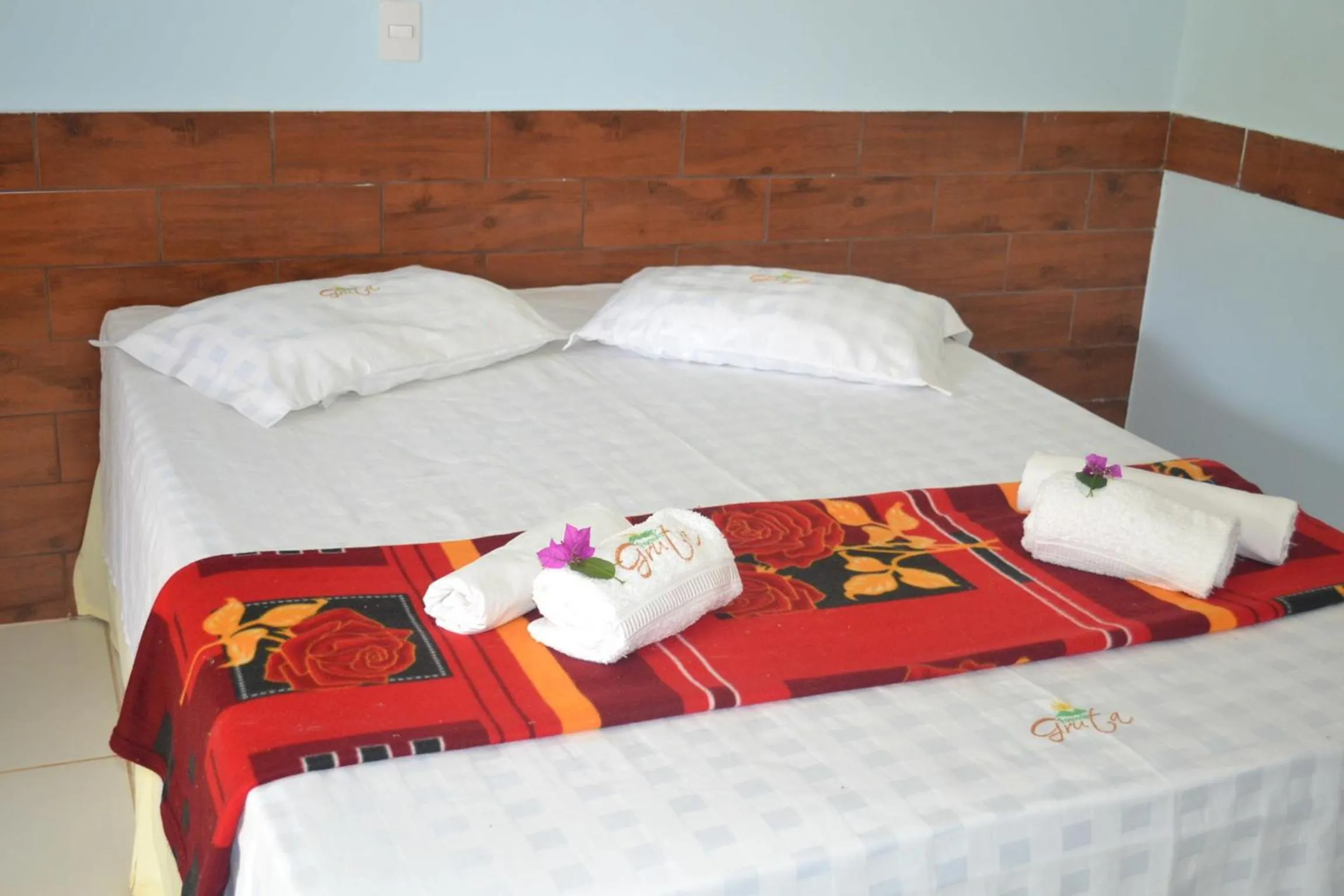Bed in Pousada Gruta