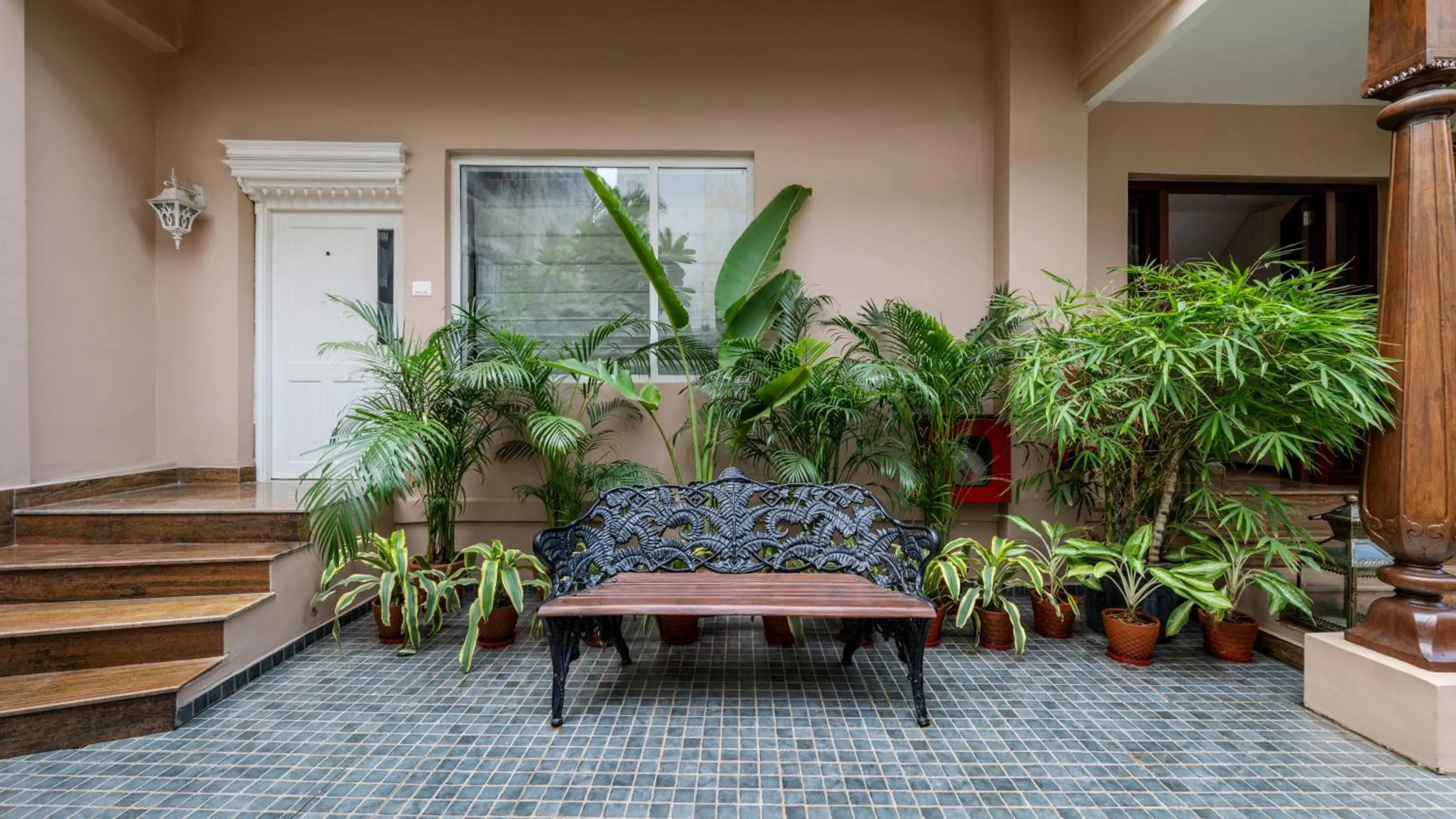 Seating area in juSTa Luxe Kashi Parampara, Varanasi