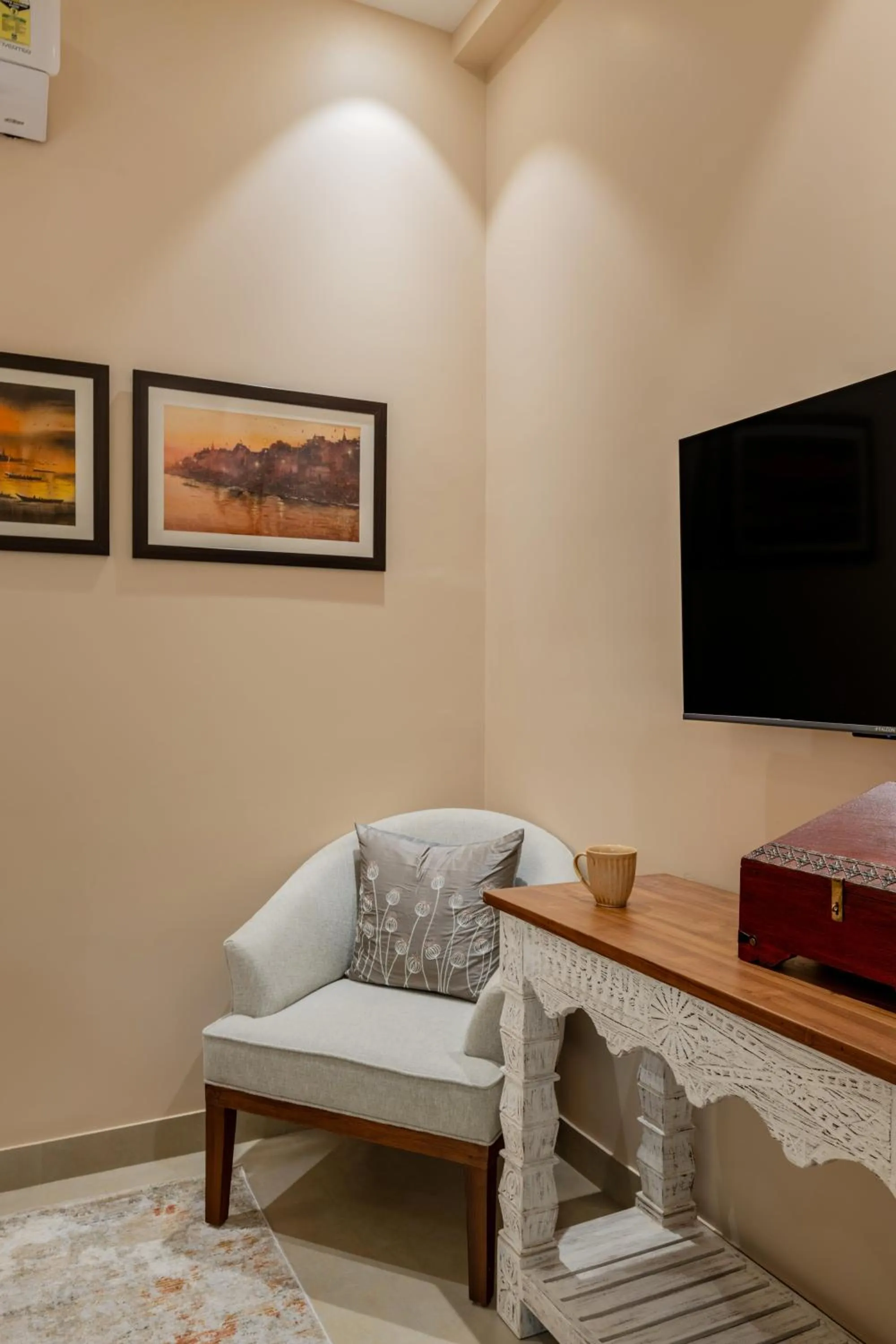 TV and multimedia in juSTa Luxe Kashi Parampara, Varanasi