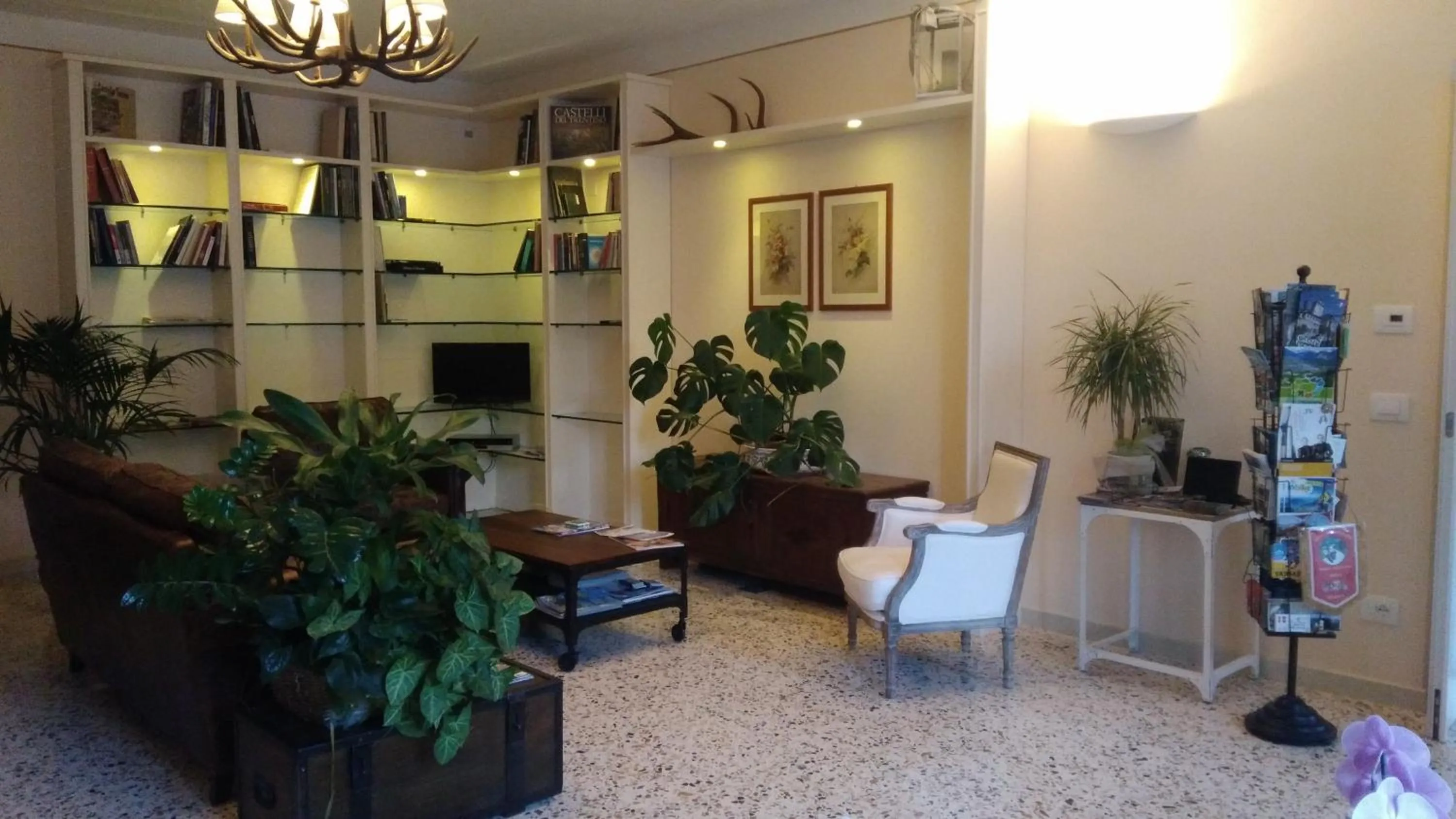 Seating area in La Villa degli Orti