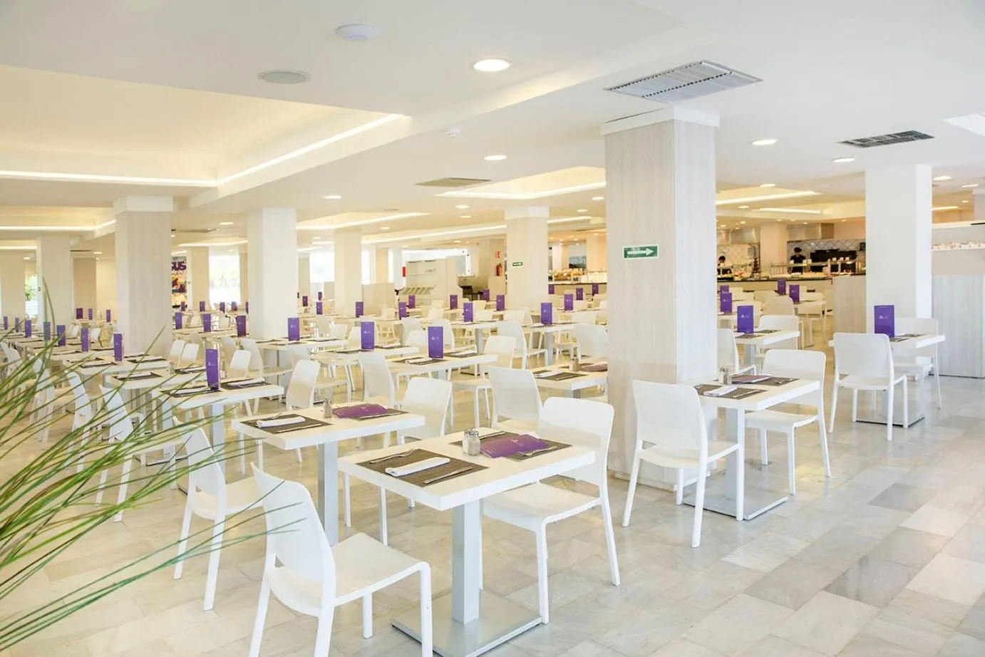 Restaurant/places to eat in FERGUS Style Bahamas