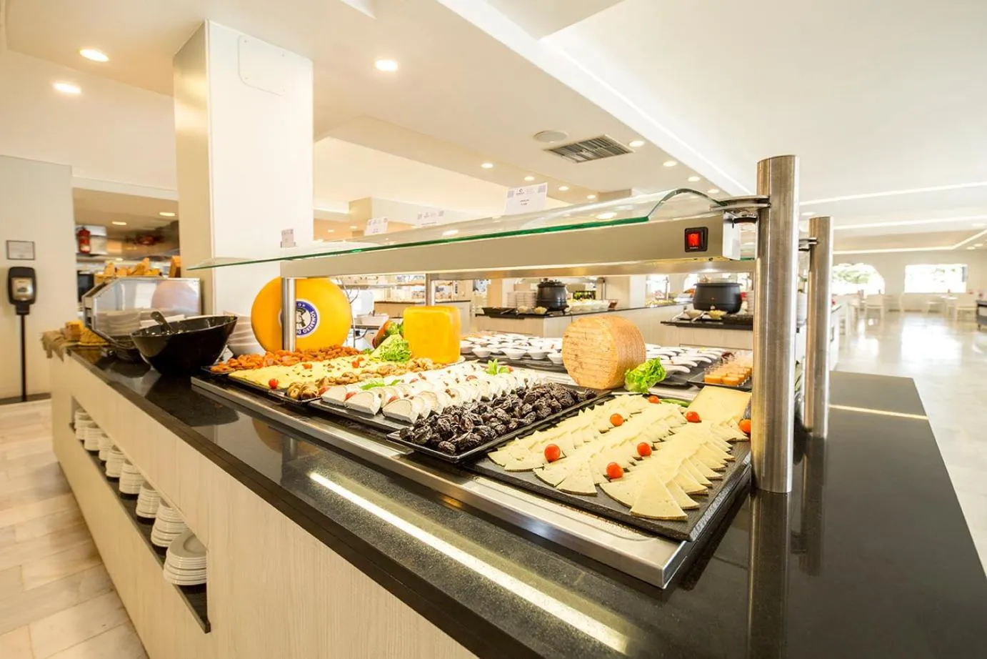 Restaurant/places to eat in FERGUS Style Bahamas