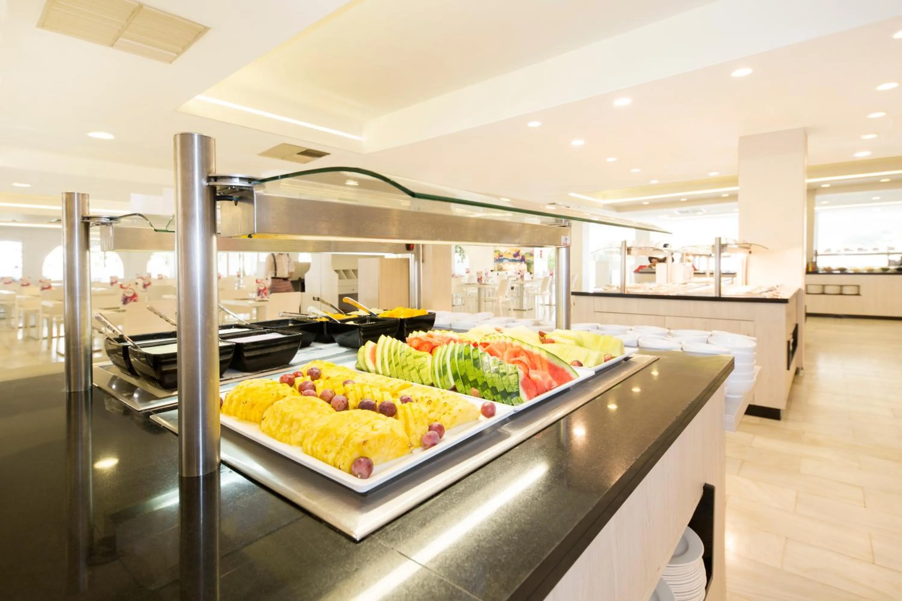 Breakfast in FERGUS Style Bahamas