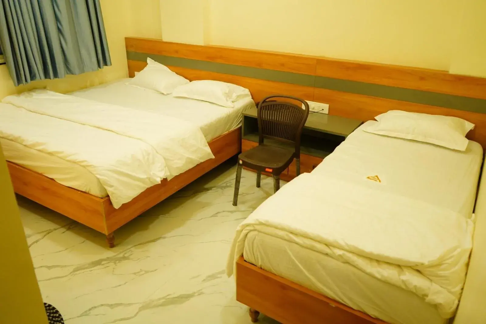 Triple Room in Gurudeva Dham Akkalkot Triple Room in Gurudeva Dham Akkalkot