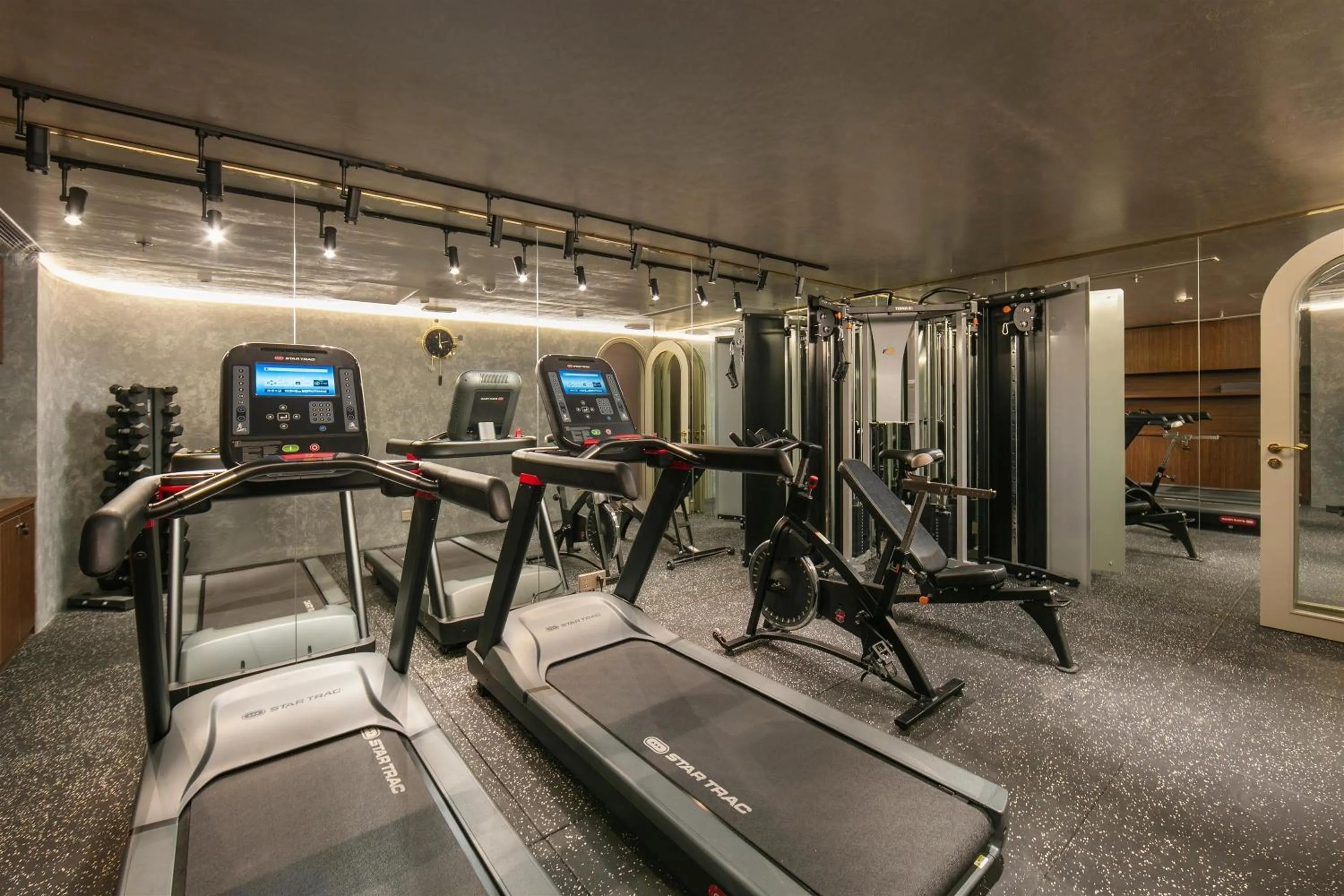 Fitness centre/facilities in Proverb Hotel Hanoi