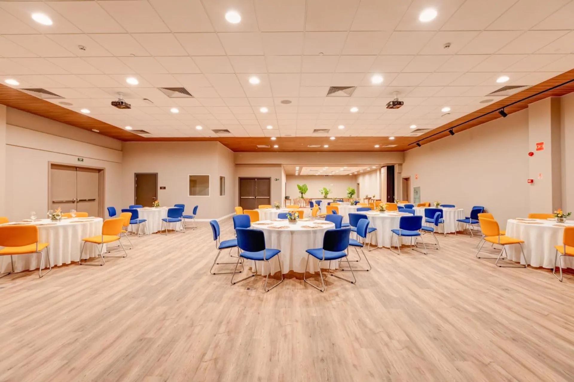 Meeting/conference room in Hampton By Hilton Caraguatatuba Serramar