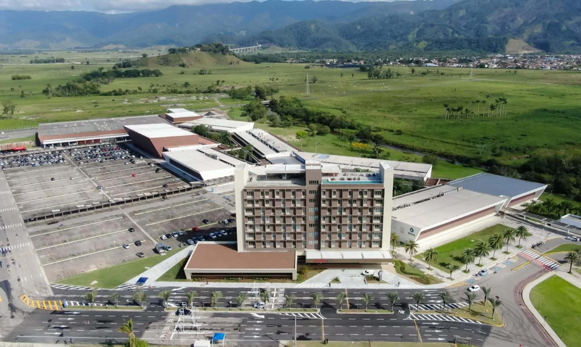 Bird's eye view in Hampton By Hilton Caraguatatuba Serramar