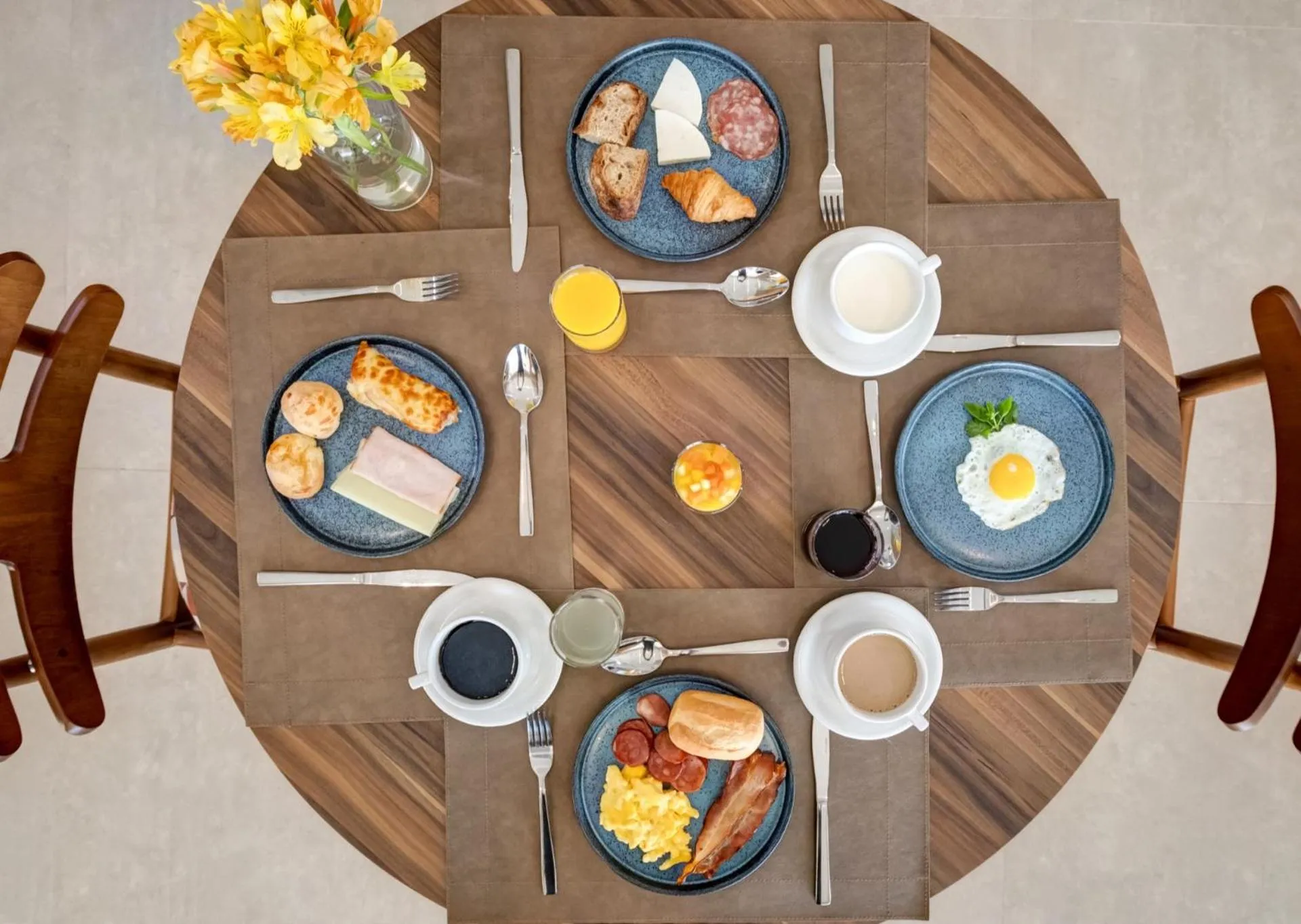 Breakfast in Hampton By Hilton Caraguatatuba Serramar