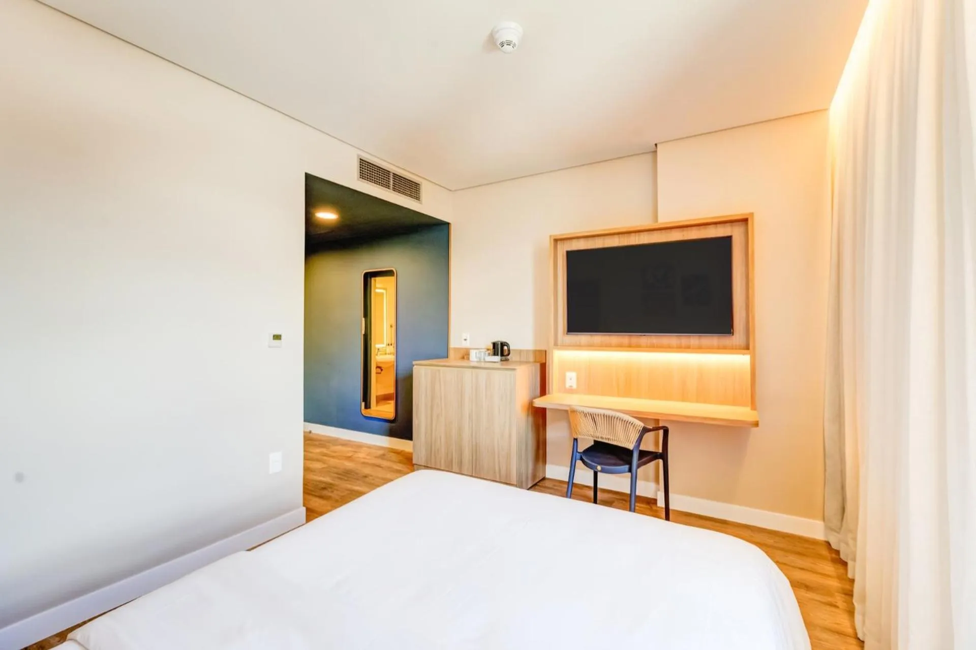 Bedroom, Bed in Hampton By Hilton Caraguatatuba Serramar