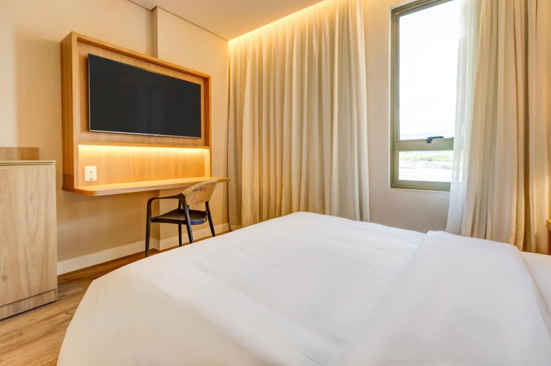 Bedroom, Bed in Hampton By Hilton Caraguatatuba Serramar