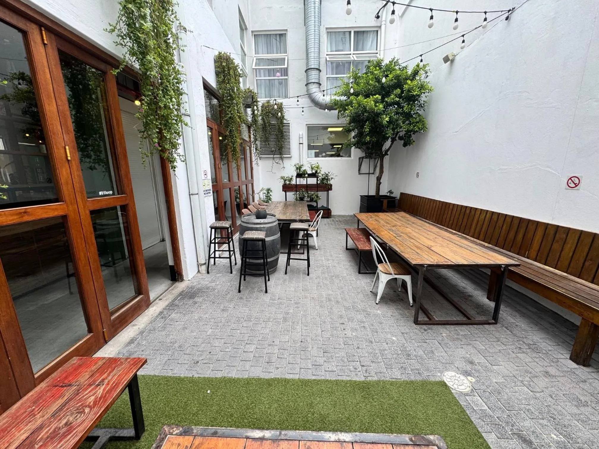 Seating area in 91 Loop Boutique Hostel