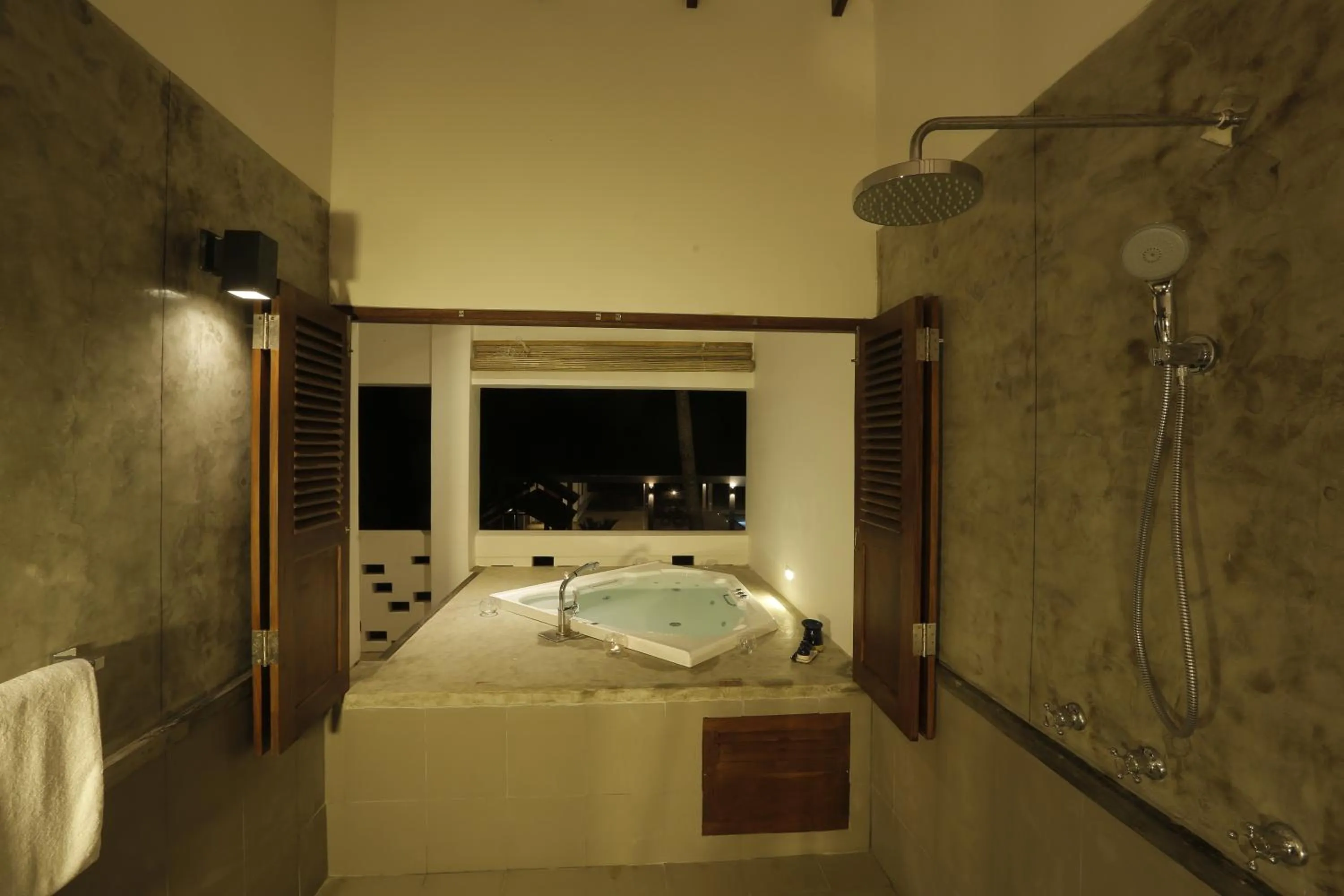 Night, Bed in The Beach Boutique