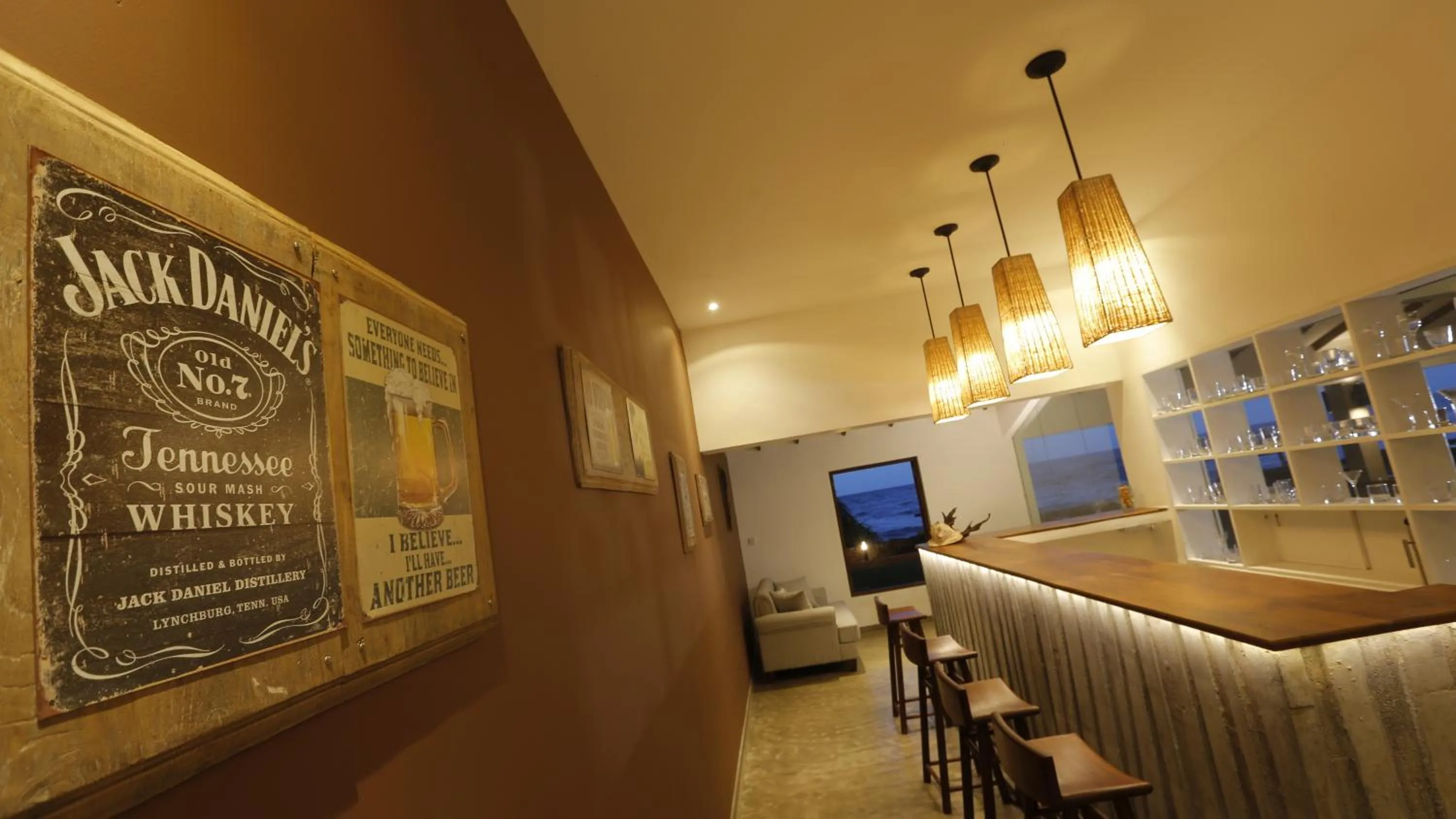 Lounge or bar in The Beach Boutique