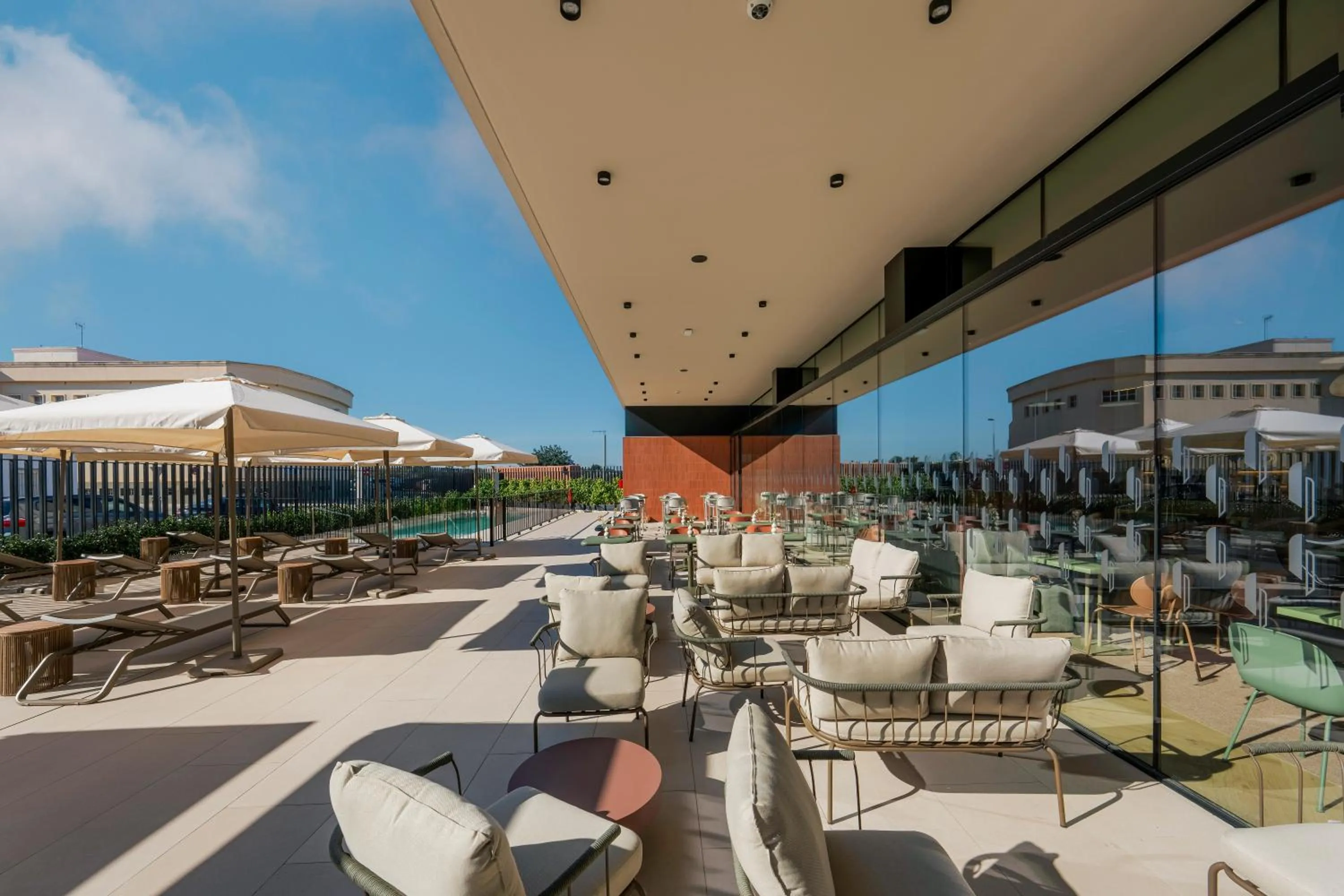 Swimming pool in Hampton By Hilton Alicante Airport