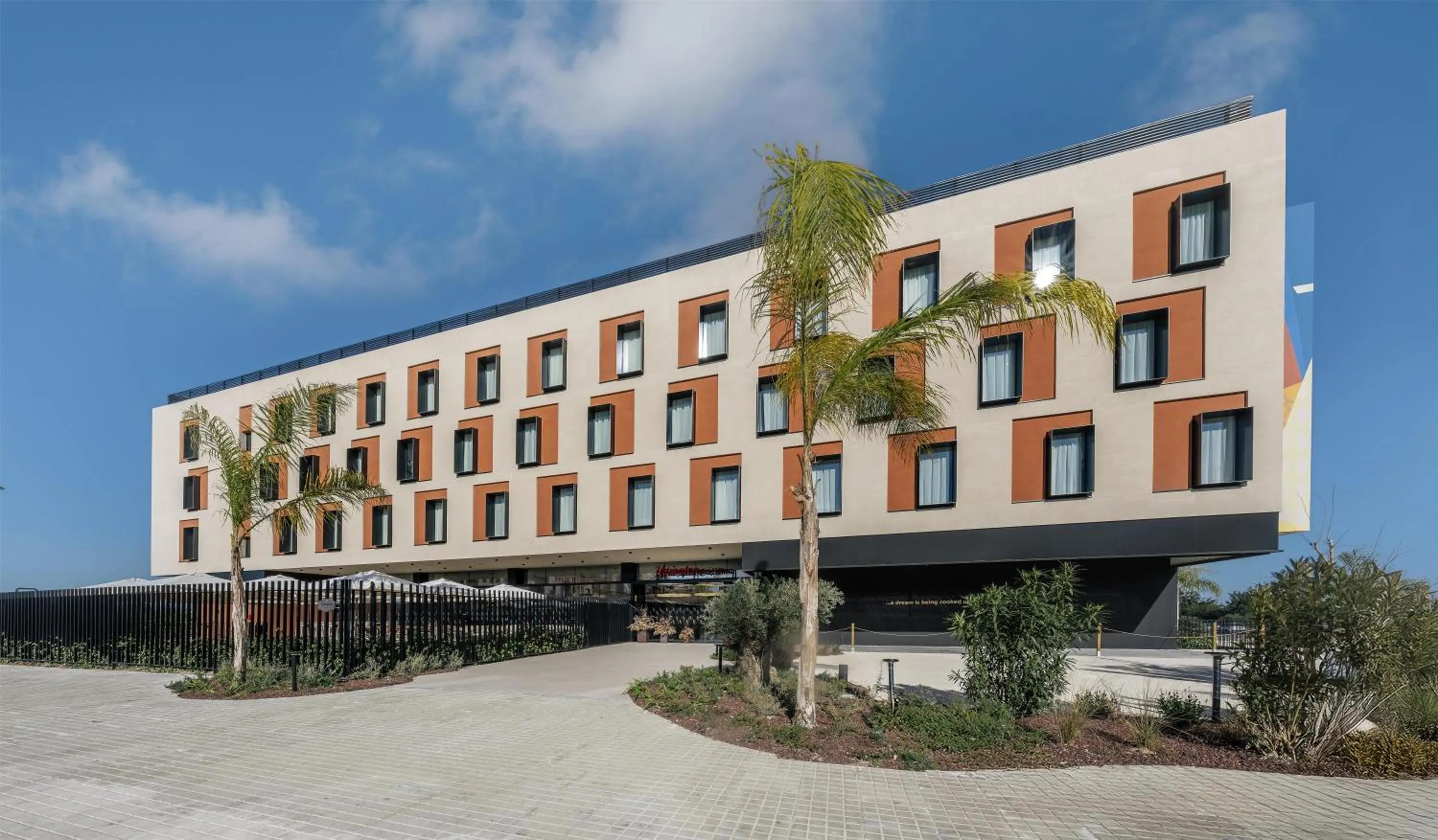 Property building in Hampton By Hilton Alicante Airport