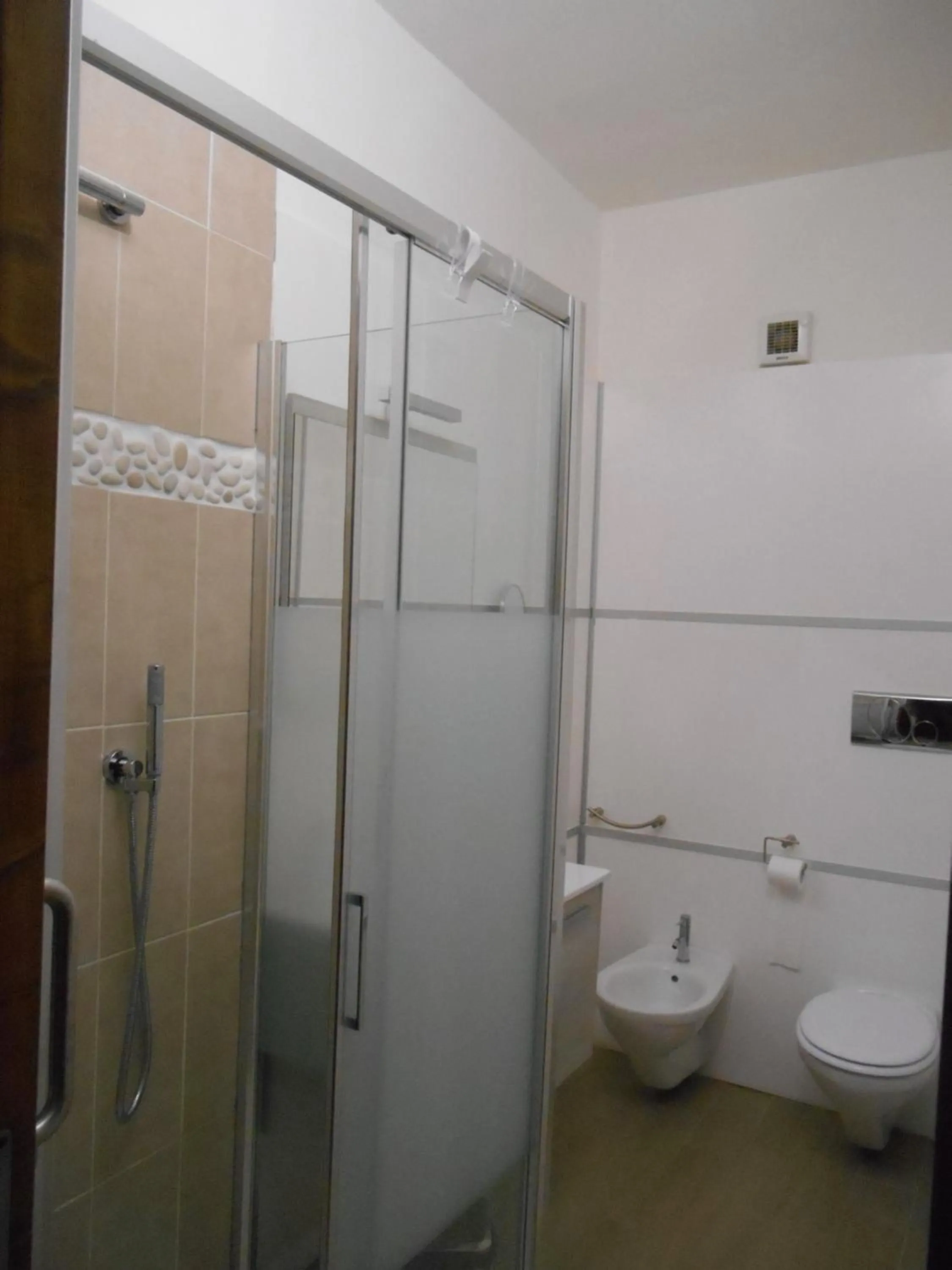 Bathroom in Monterussi Bed and Breakfast