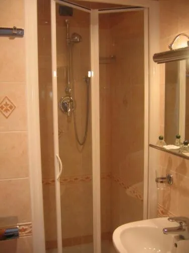 Bathroom in Ad Hoc Domus Colosseo