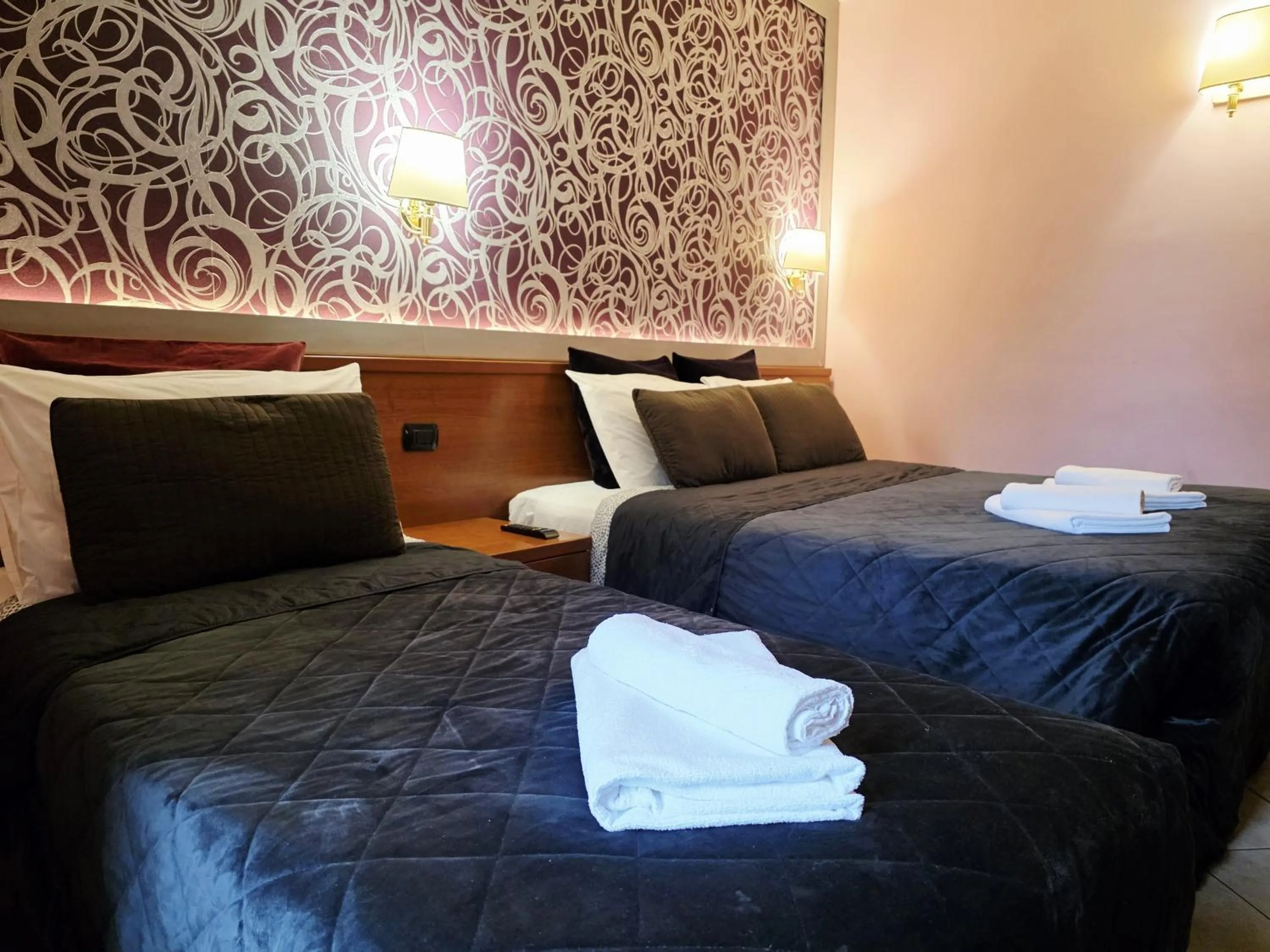 Bed in Ad Hoc Domus Colosseo