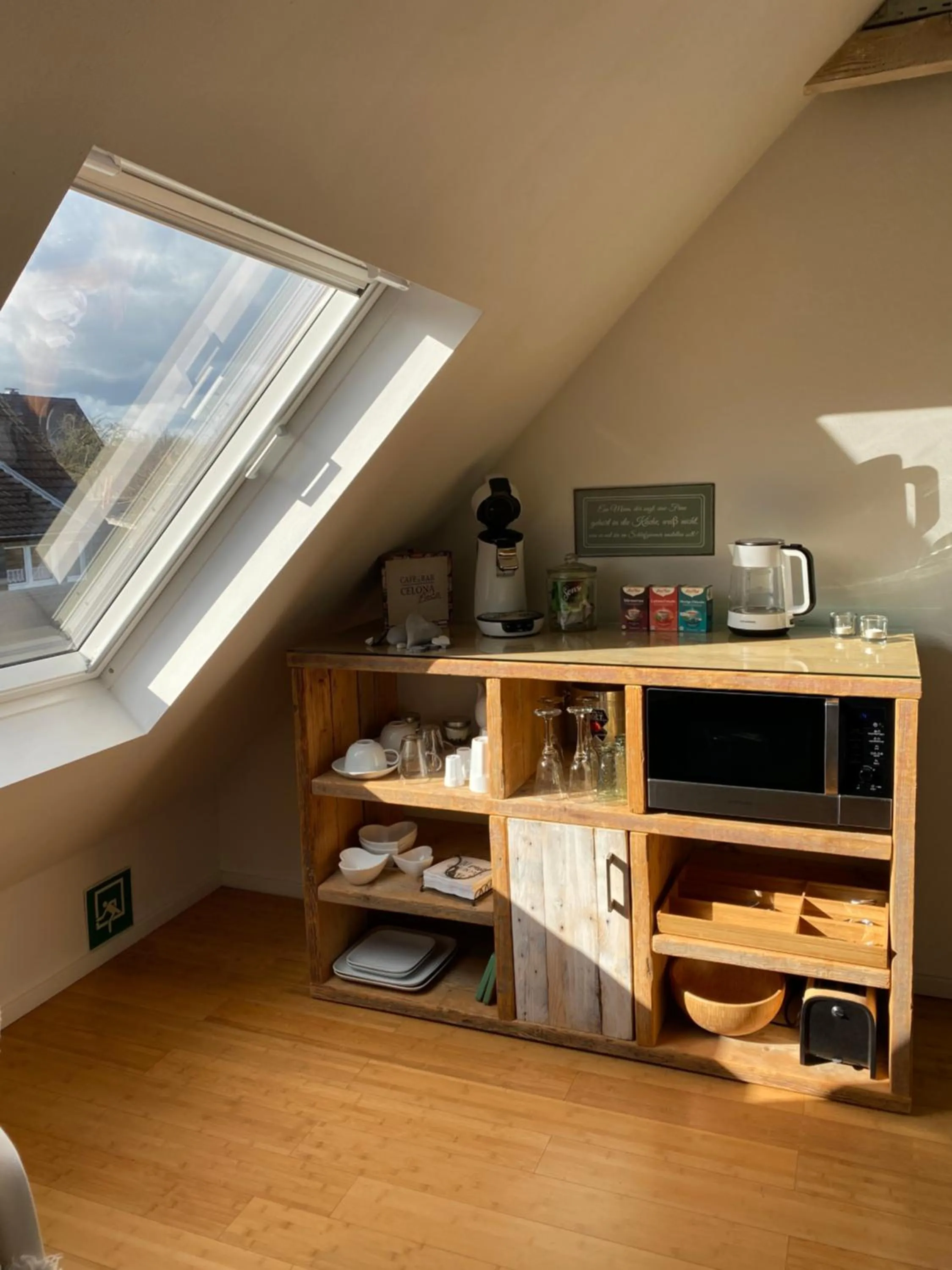 Coffee/tea facilities in Wellness Suiten mit Whirlpool am Stadtrand von Essen