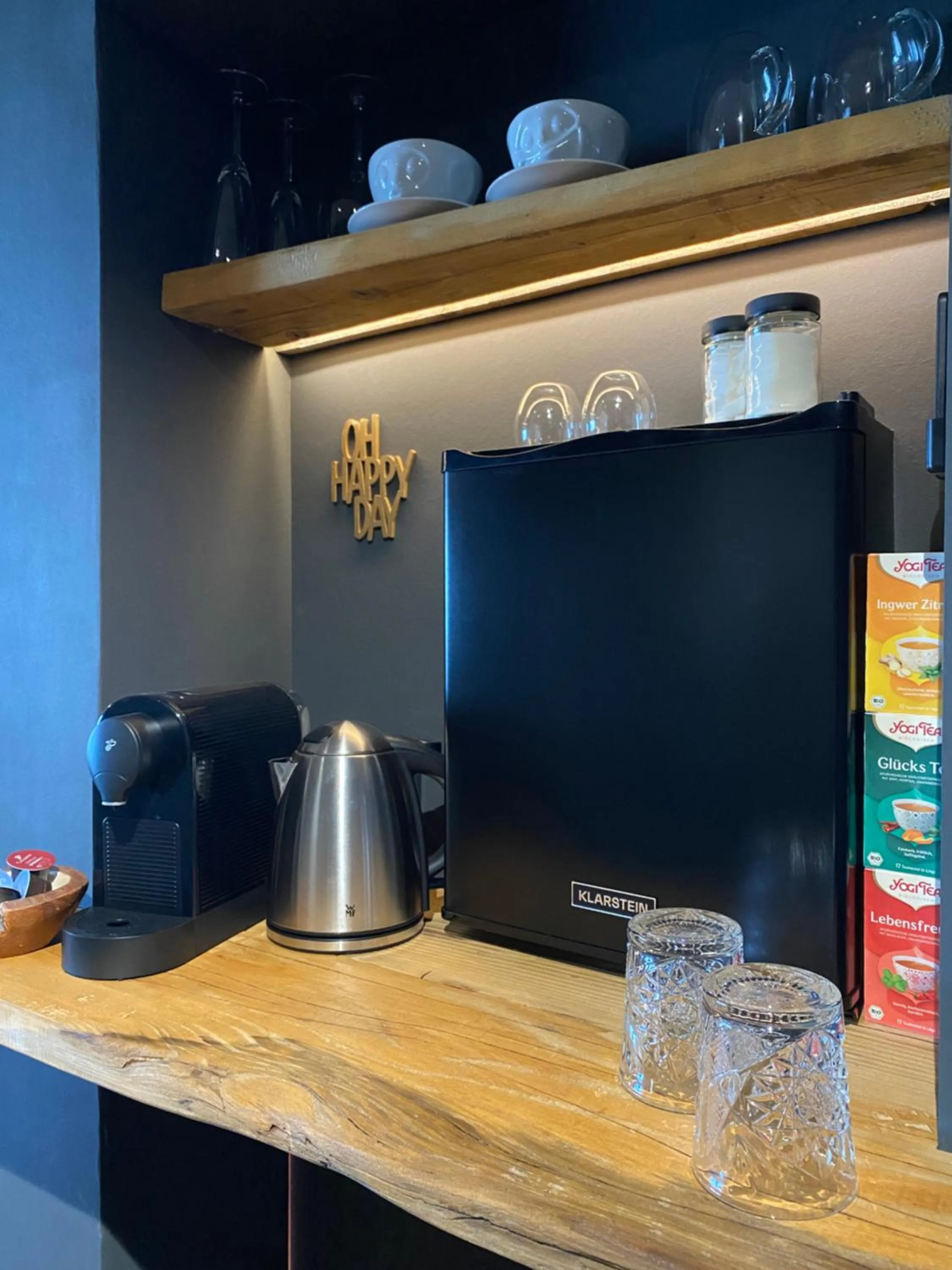 Coffee/tea facilities in Wellness Suiten mit Whirlpool am Stadtrand von Essen