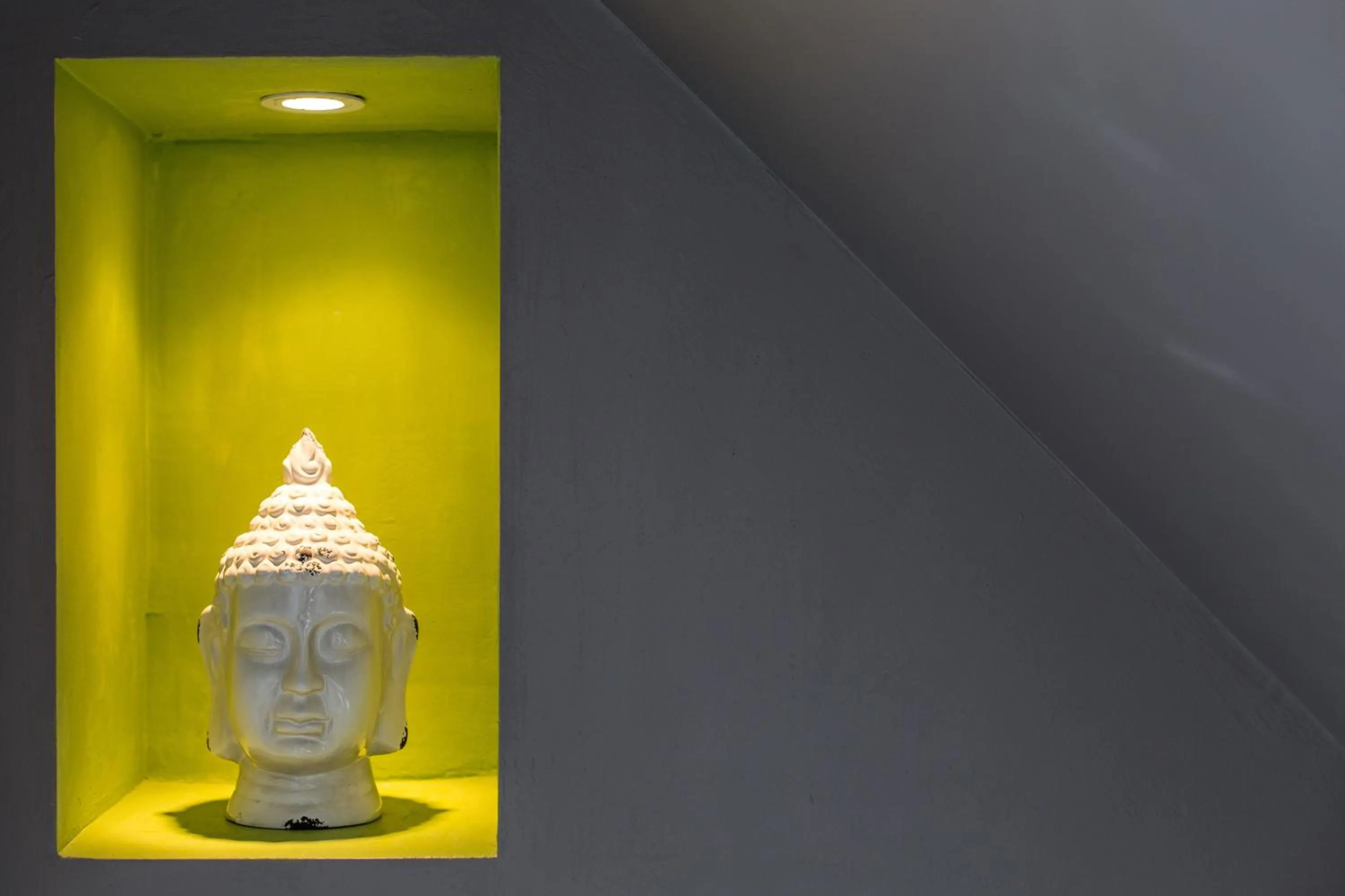 Decorative detail in Wellness Suiten mit Whirlpool am Stadtrand von Essen