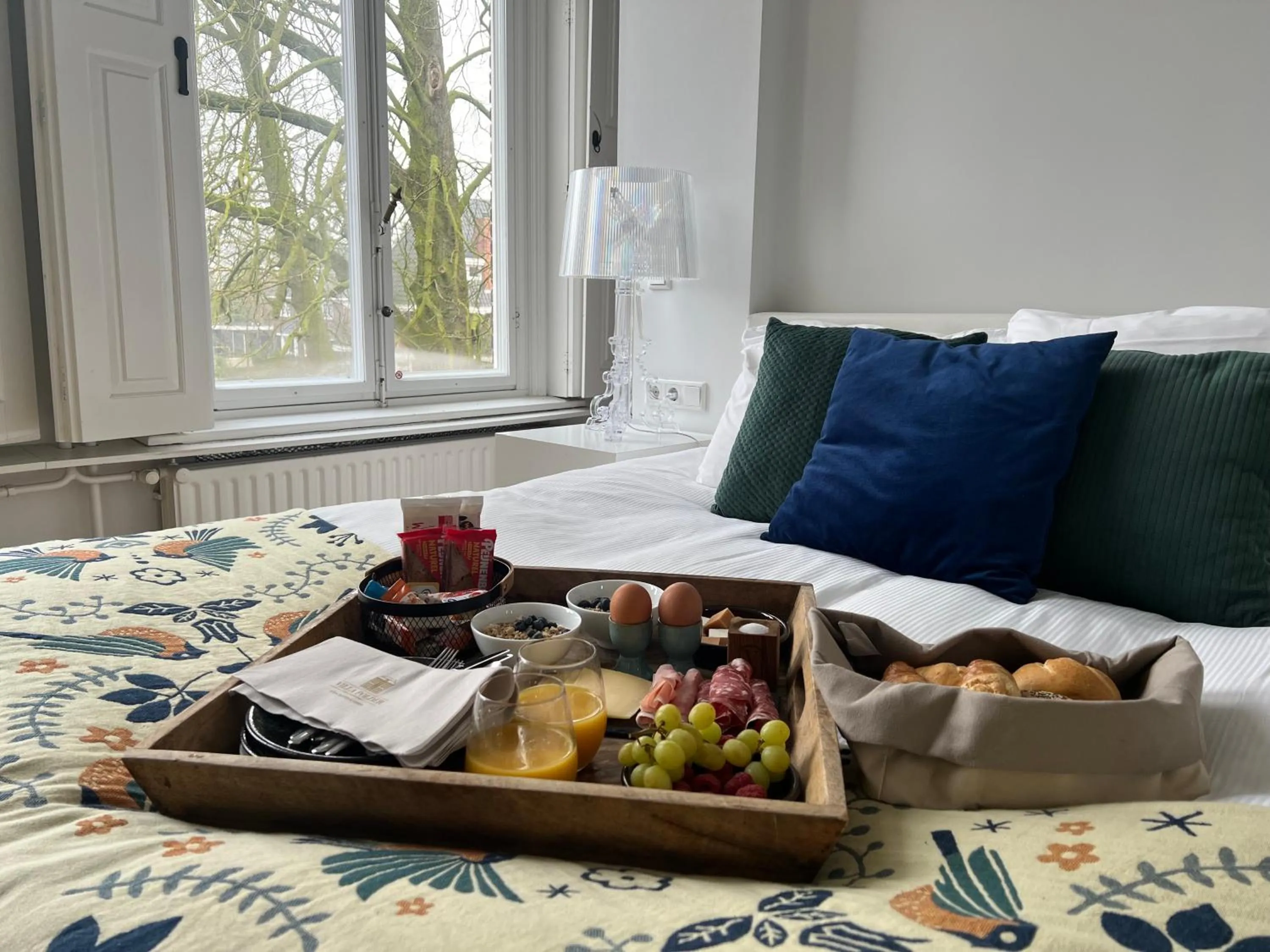 Food and drinks, Bed in Villa Polder