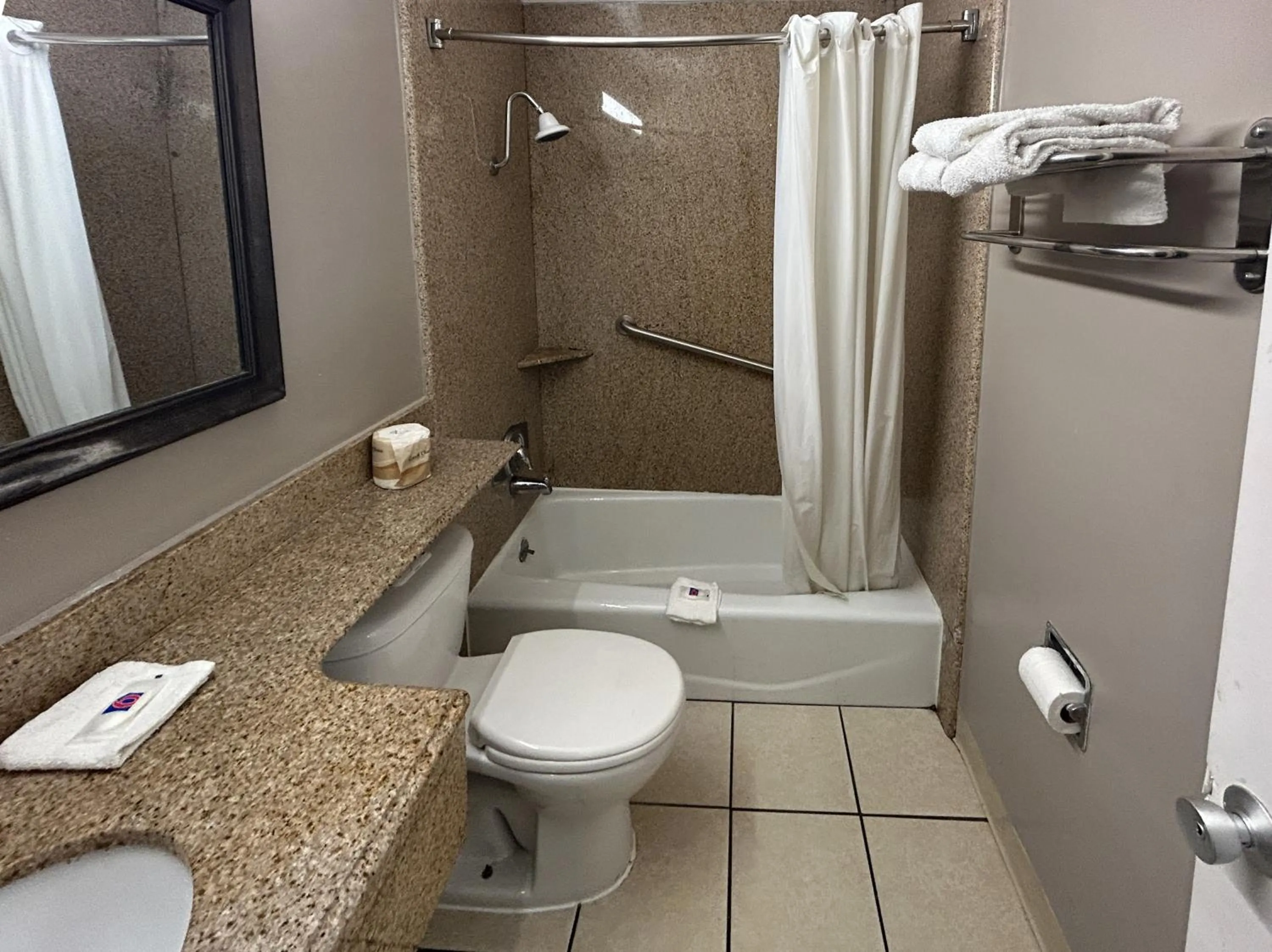 Bathroom in Studio 6 Suites Buena Park CA Anahiem Near Maingate Knotts
