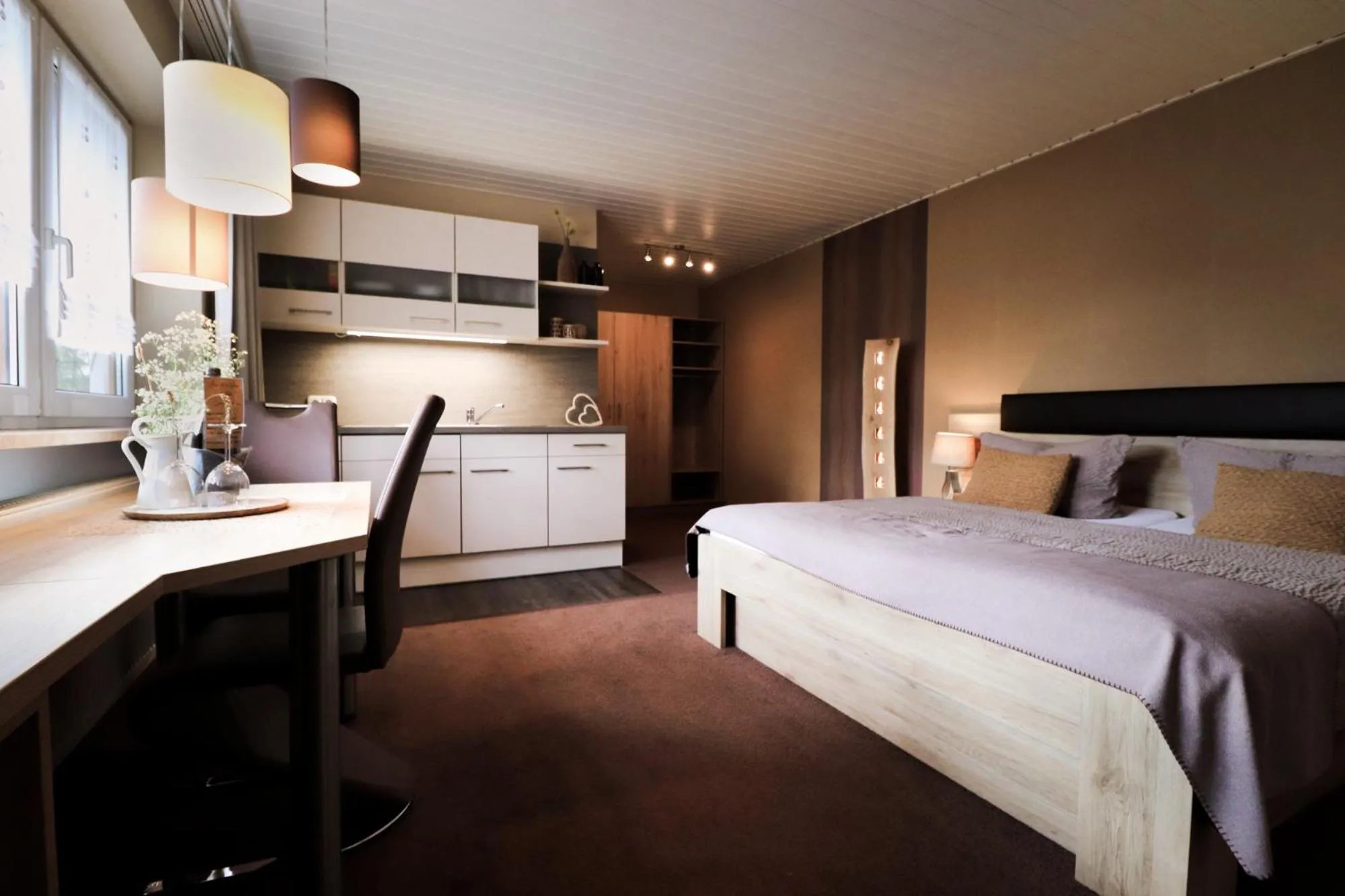 Photo of the whole room, Bed in Pension Carlbauer