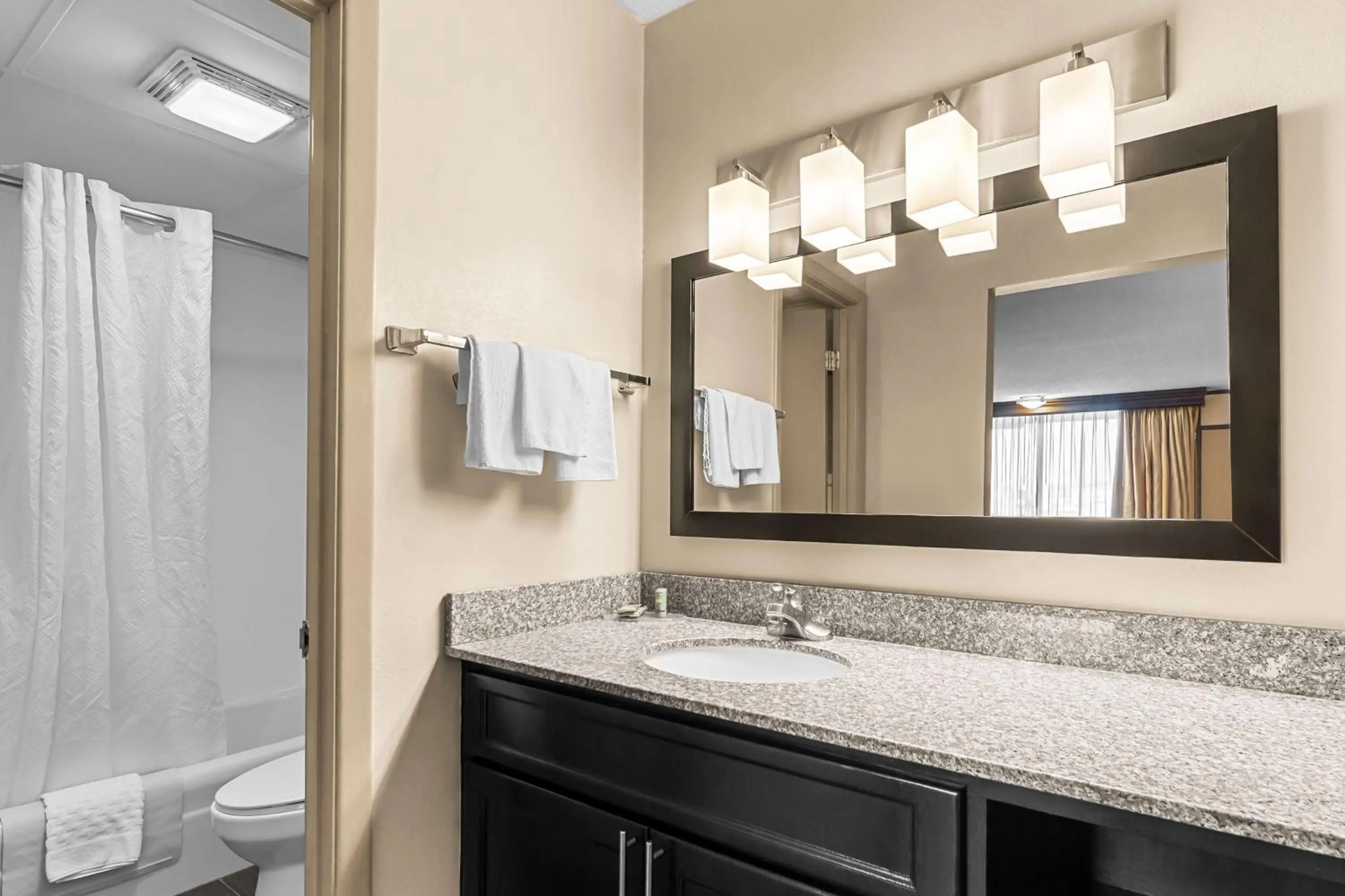 Bathroom in Best Western Toni Inn