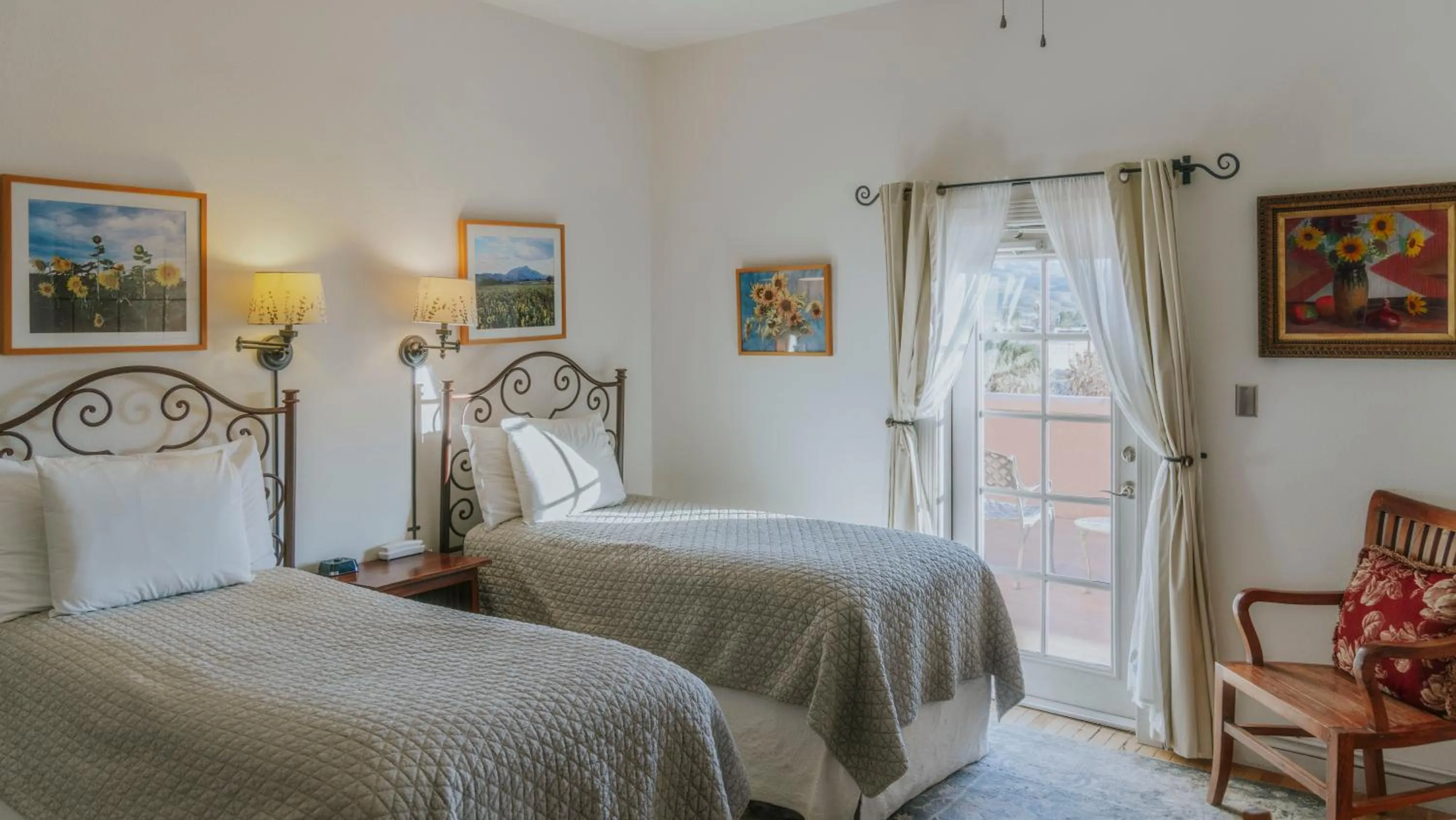 Bed in Sierra Grande, a Ted Turner Retreat