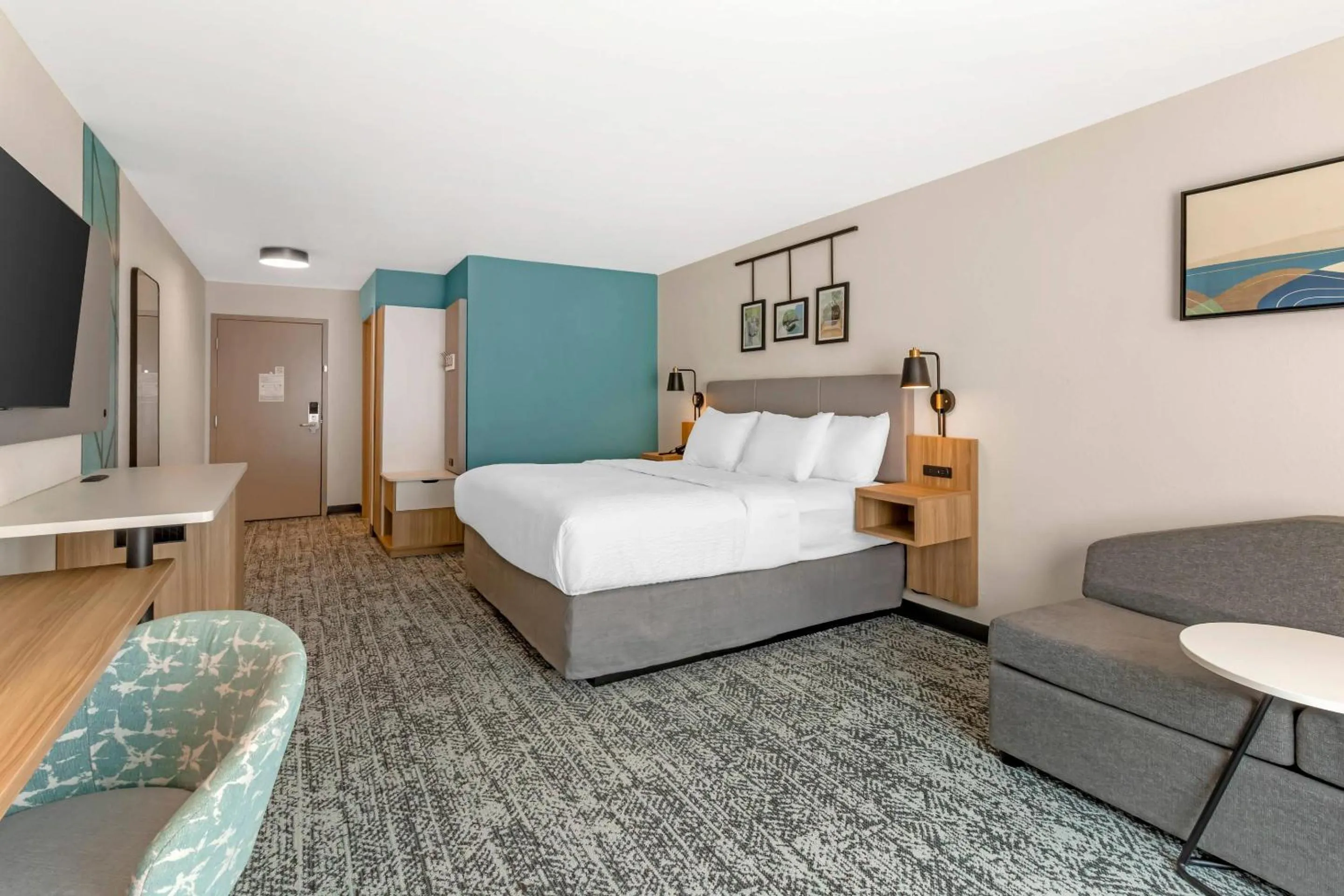 Bedroom, Bed in Sleep Inn & Suites