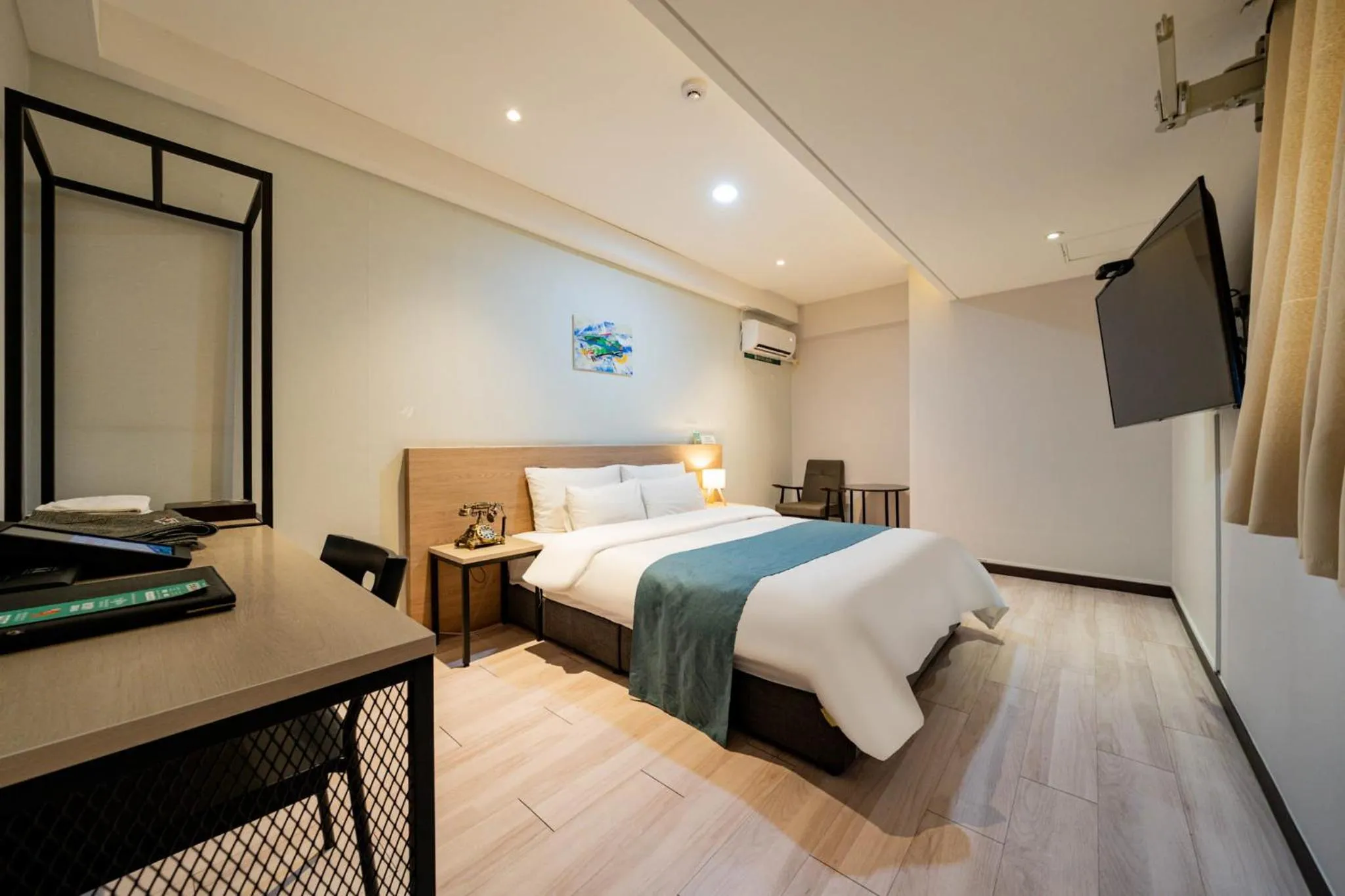 Bed in Suwon Dono1796 Hotel