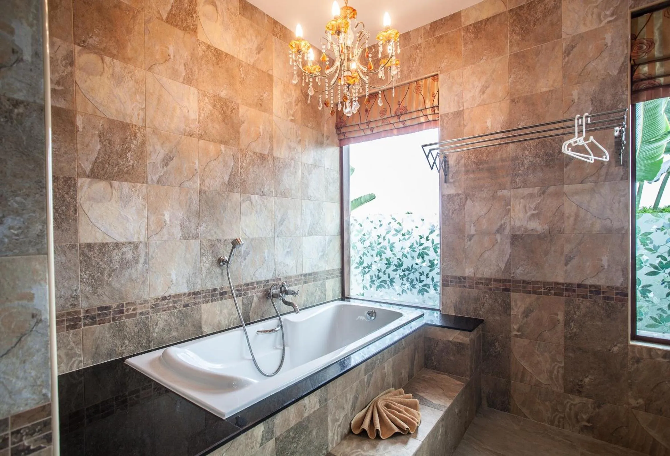 Bathroom in Saifon Villas 5 Bedroom Pool Villa