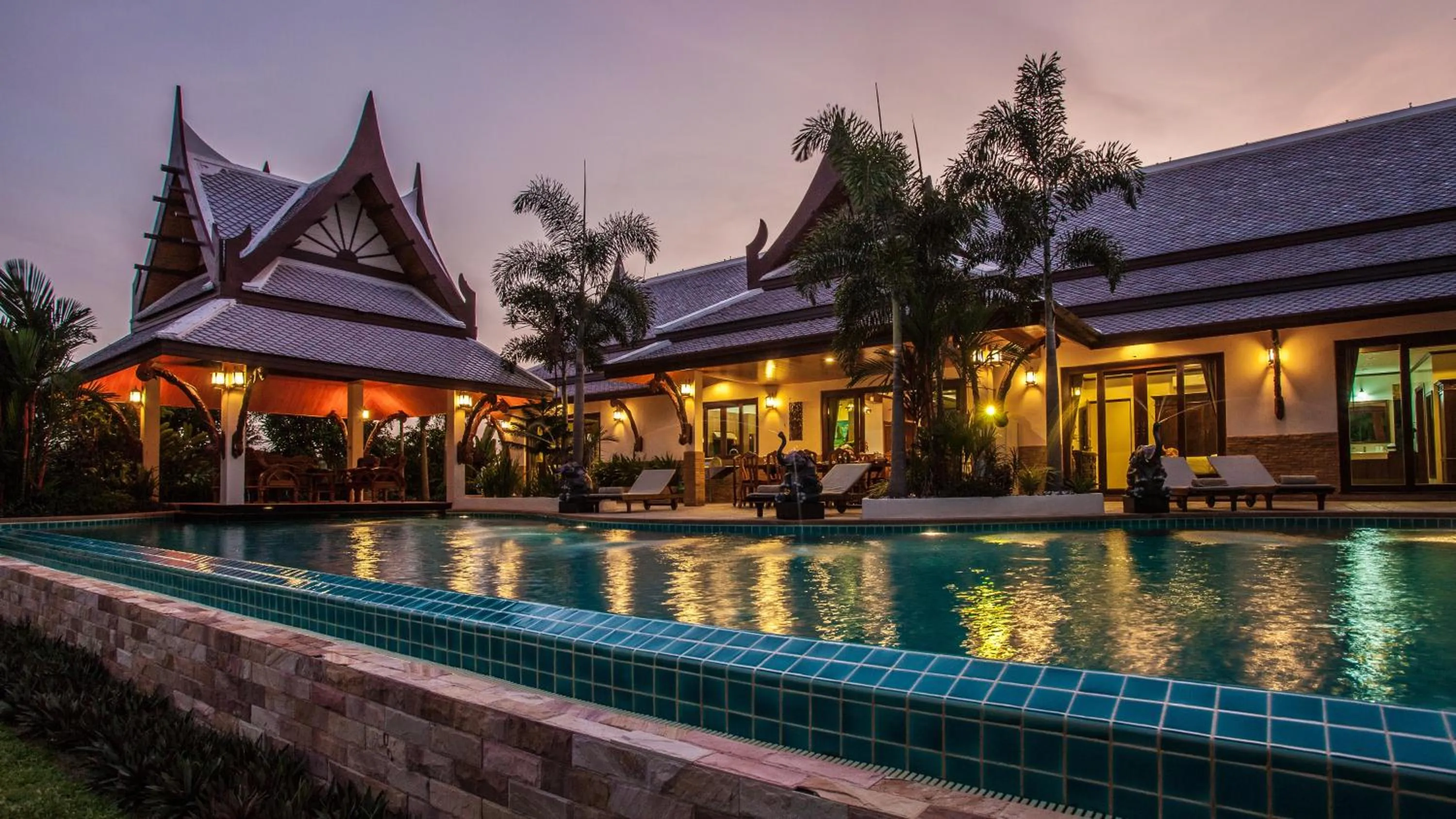 Property building in Saifon Villas 5 Bedroom Pool Villa