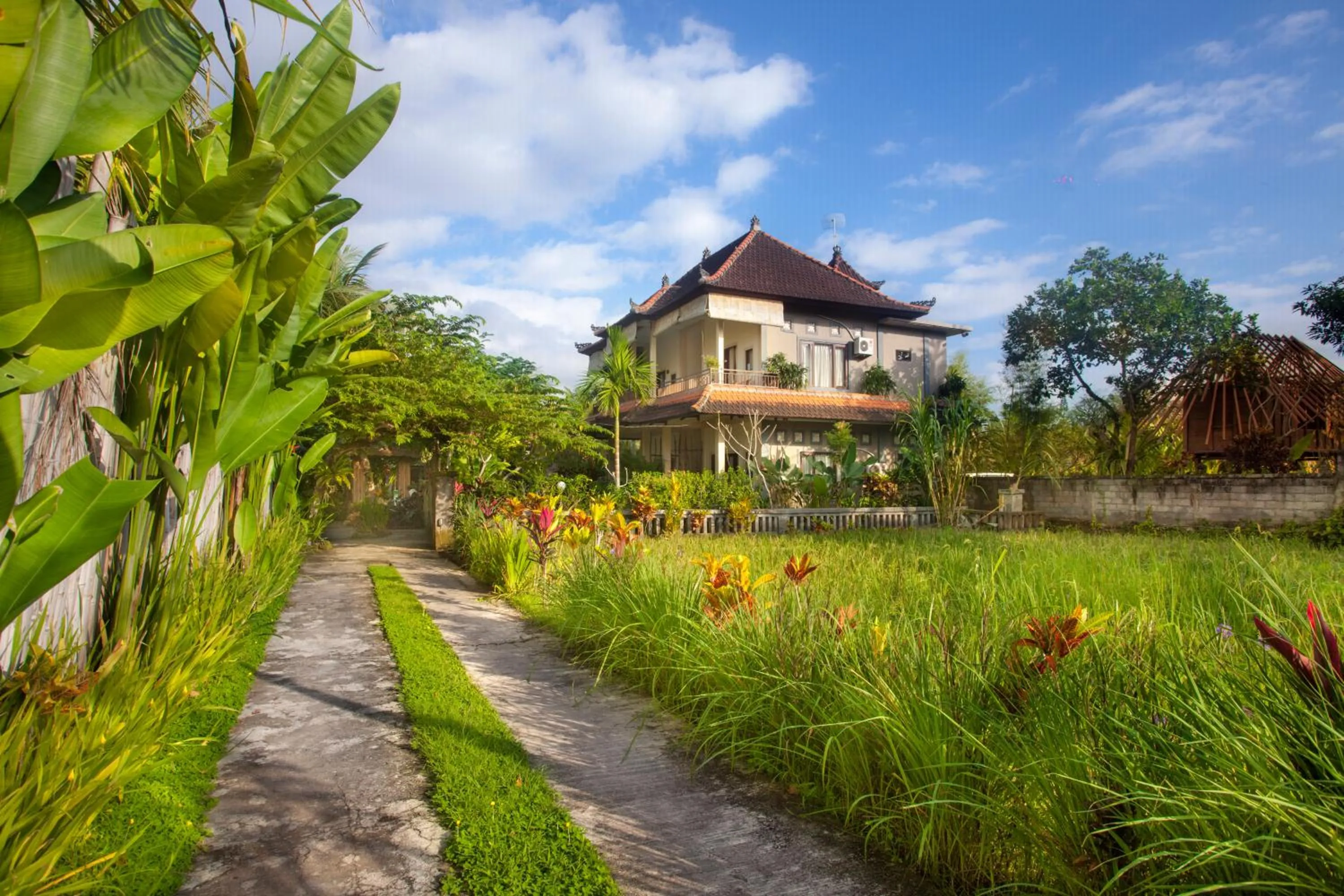 Property building in Arimba at Bisma