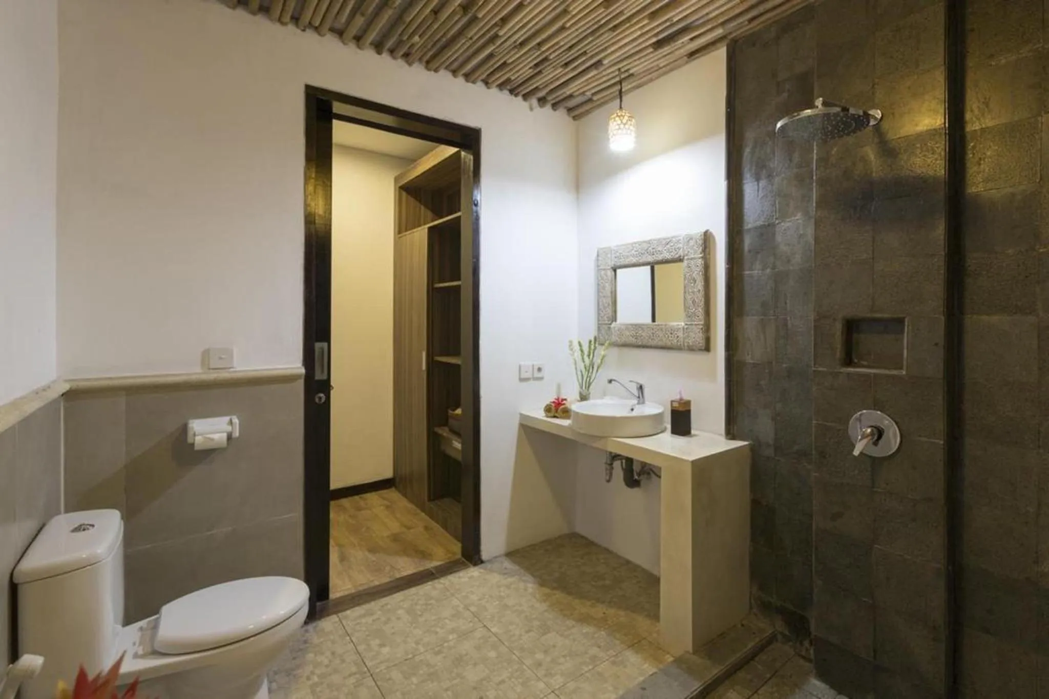 Toilet in Arimba at Bisma