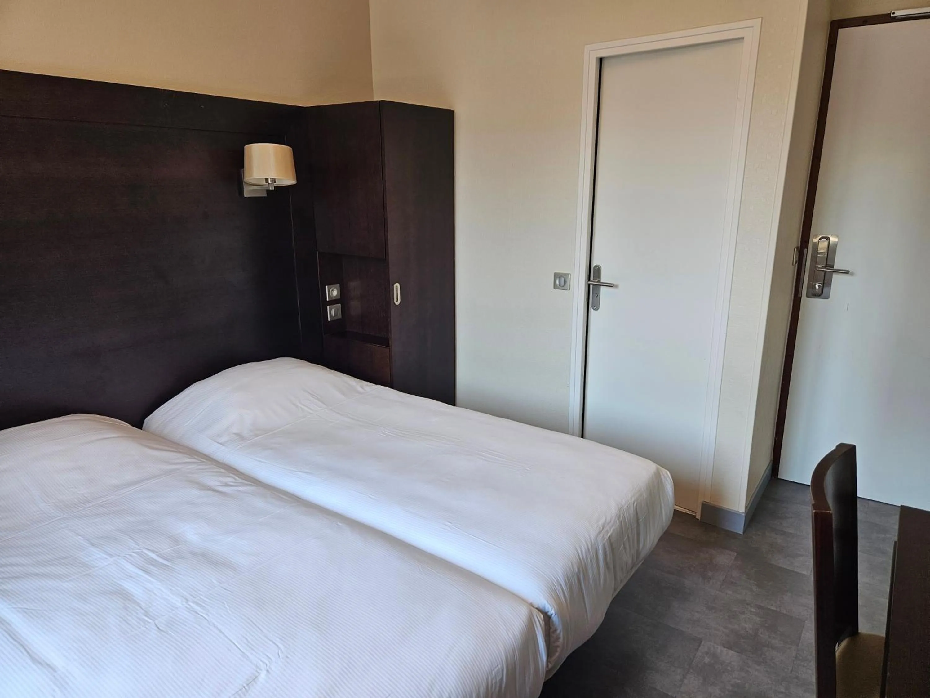 Bed in Hôtel Bellevue et du Chariot d'Or