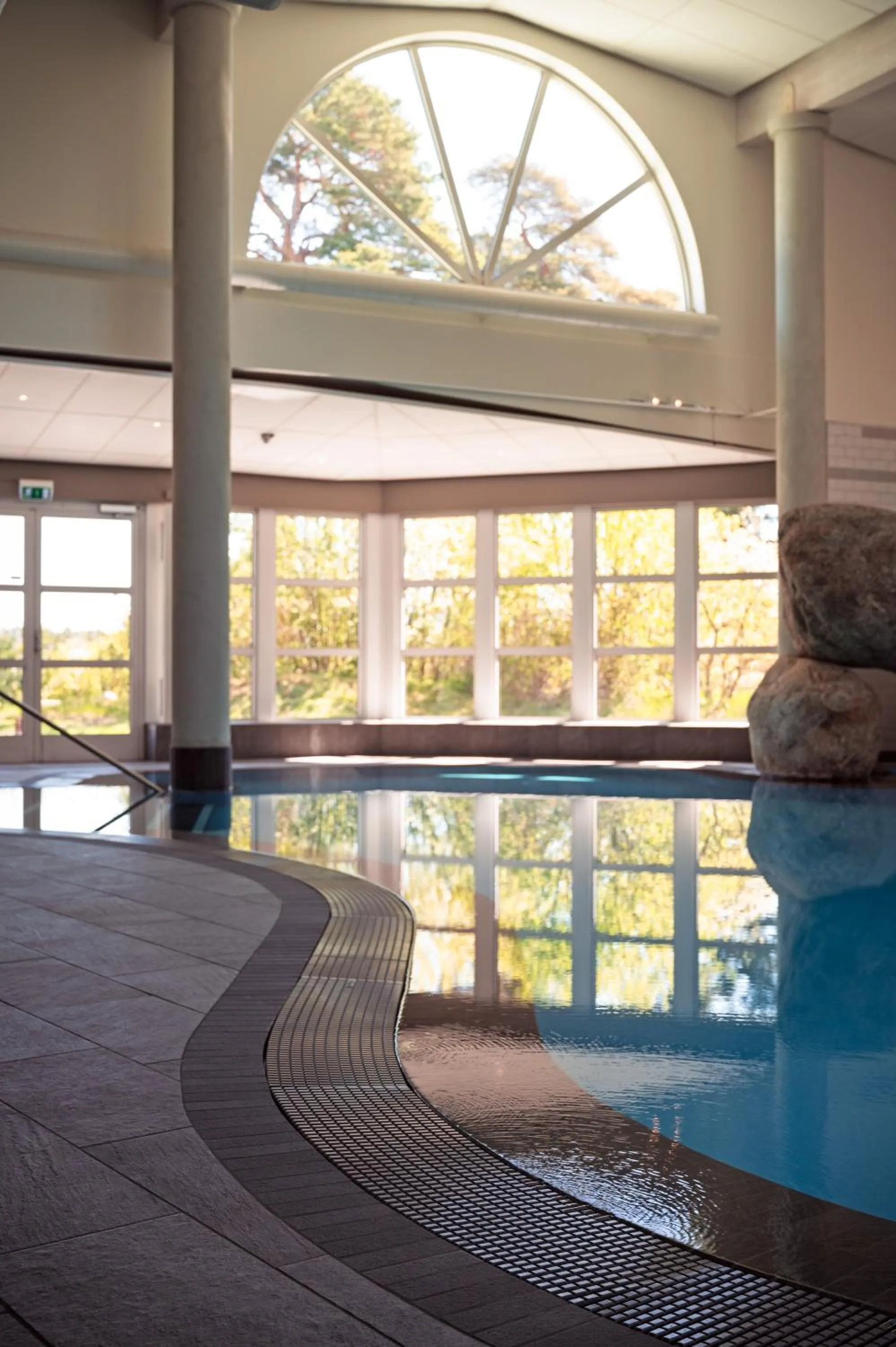 Swimming pool in Runö Möten & Events