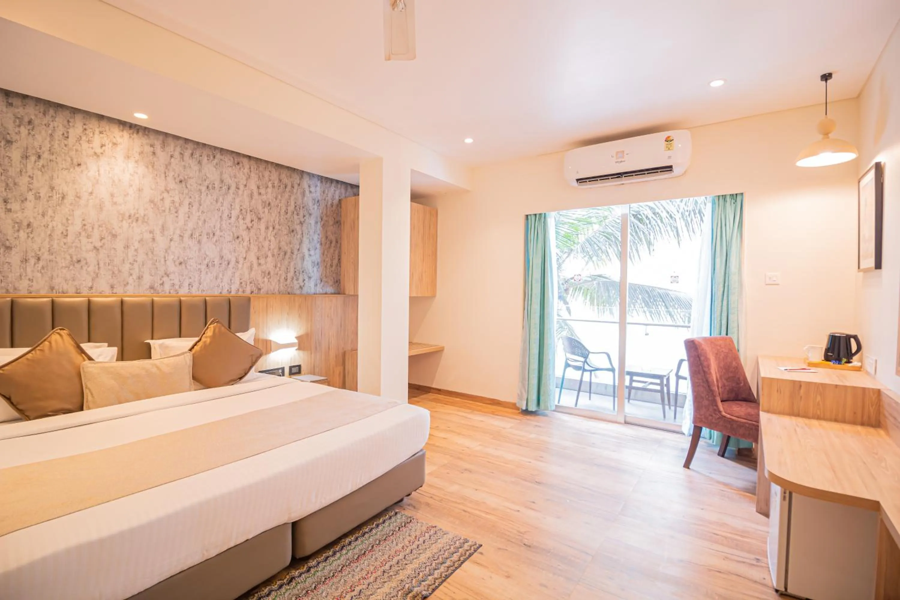 Bed in Hotel Celestiial , Candolim