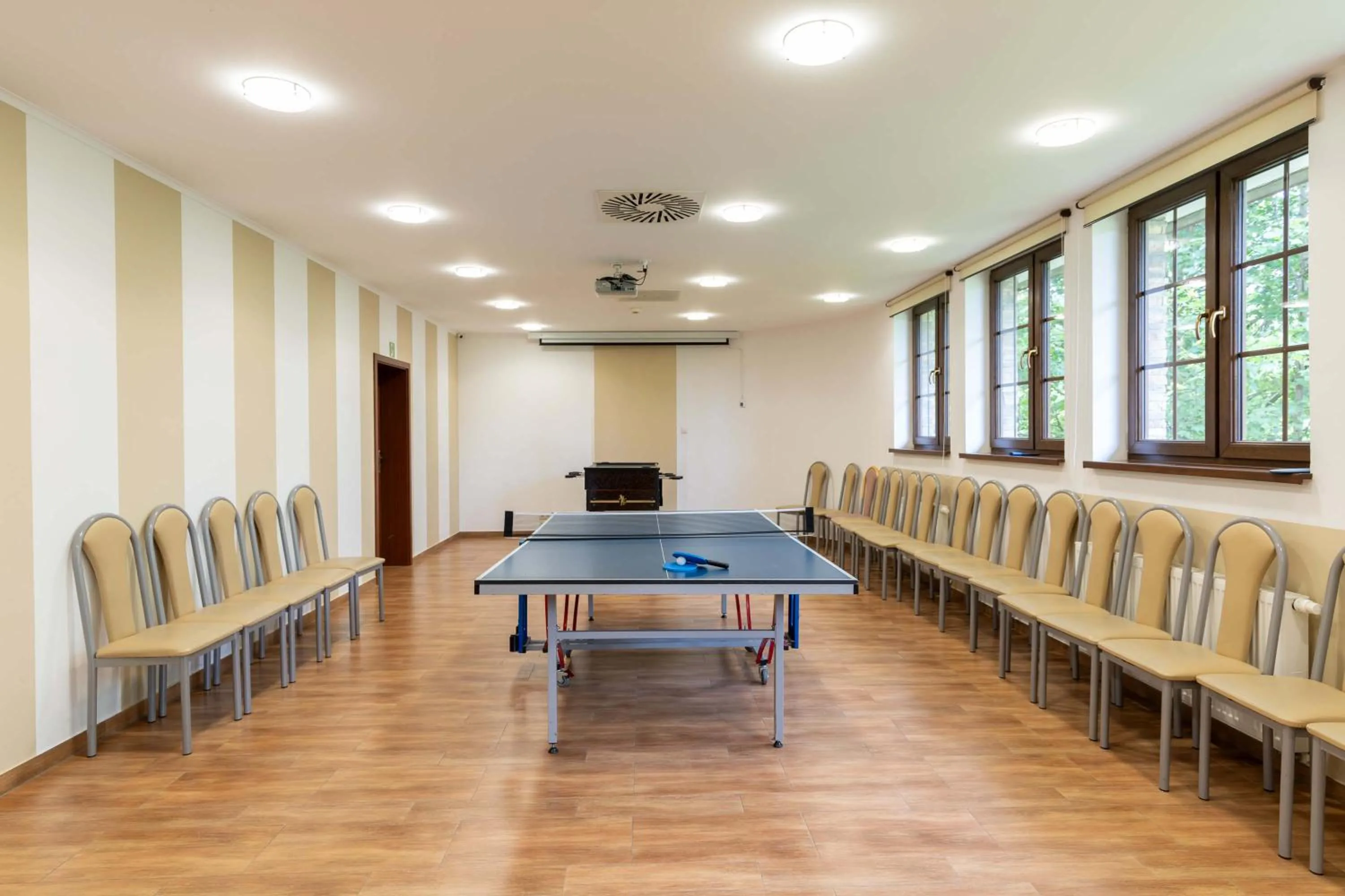 Table tennis in Hotel Dziki Potok Karpacz Konferencje & SPA