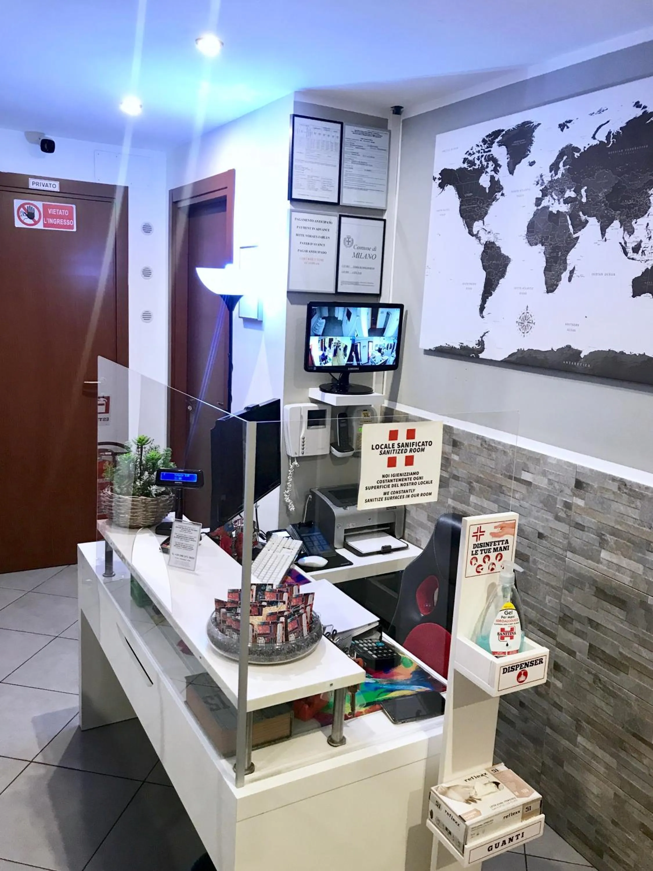 Lobby or reception in Guest House Brianza Room