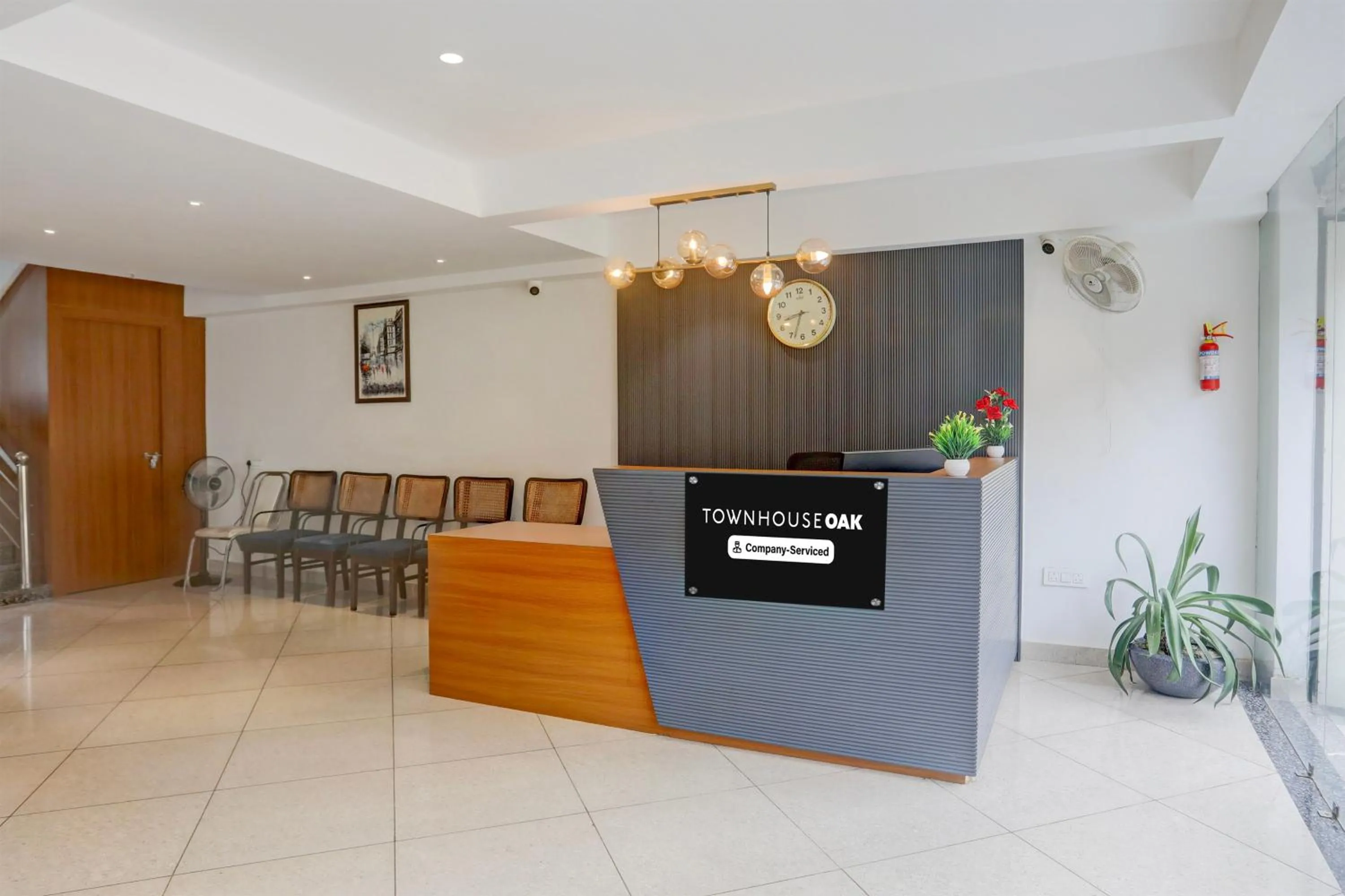 Lobby or reception in Super Townhouse Oak Sevoke Road Siliguri