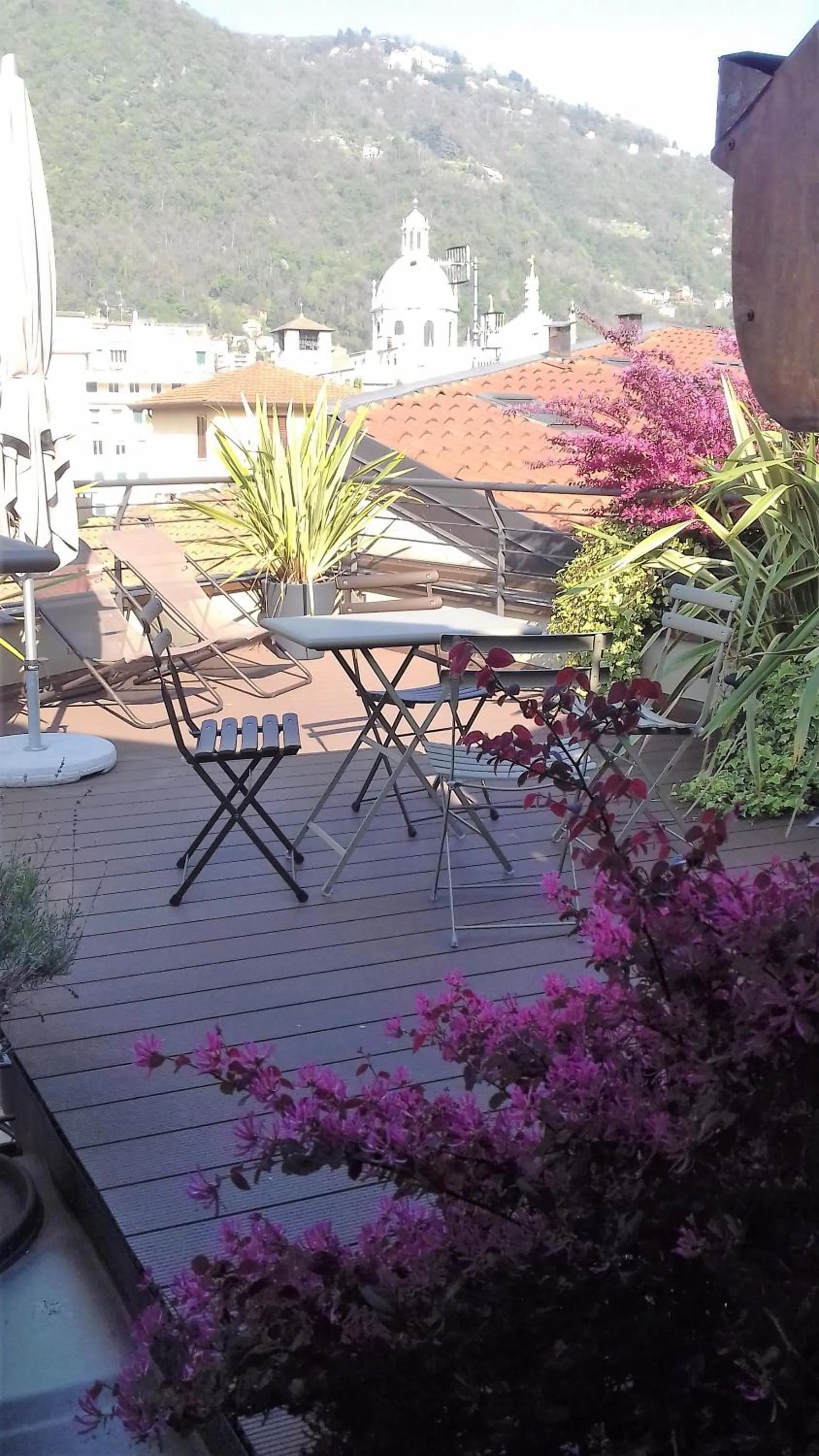 Balcony/Terrace in Como Via Carcano 13