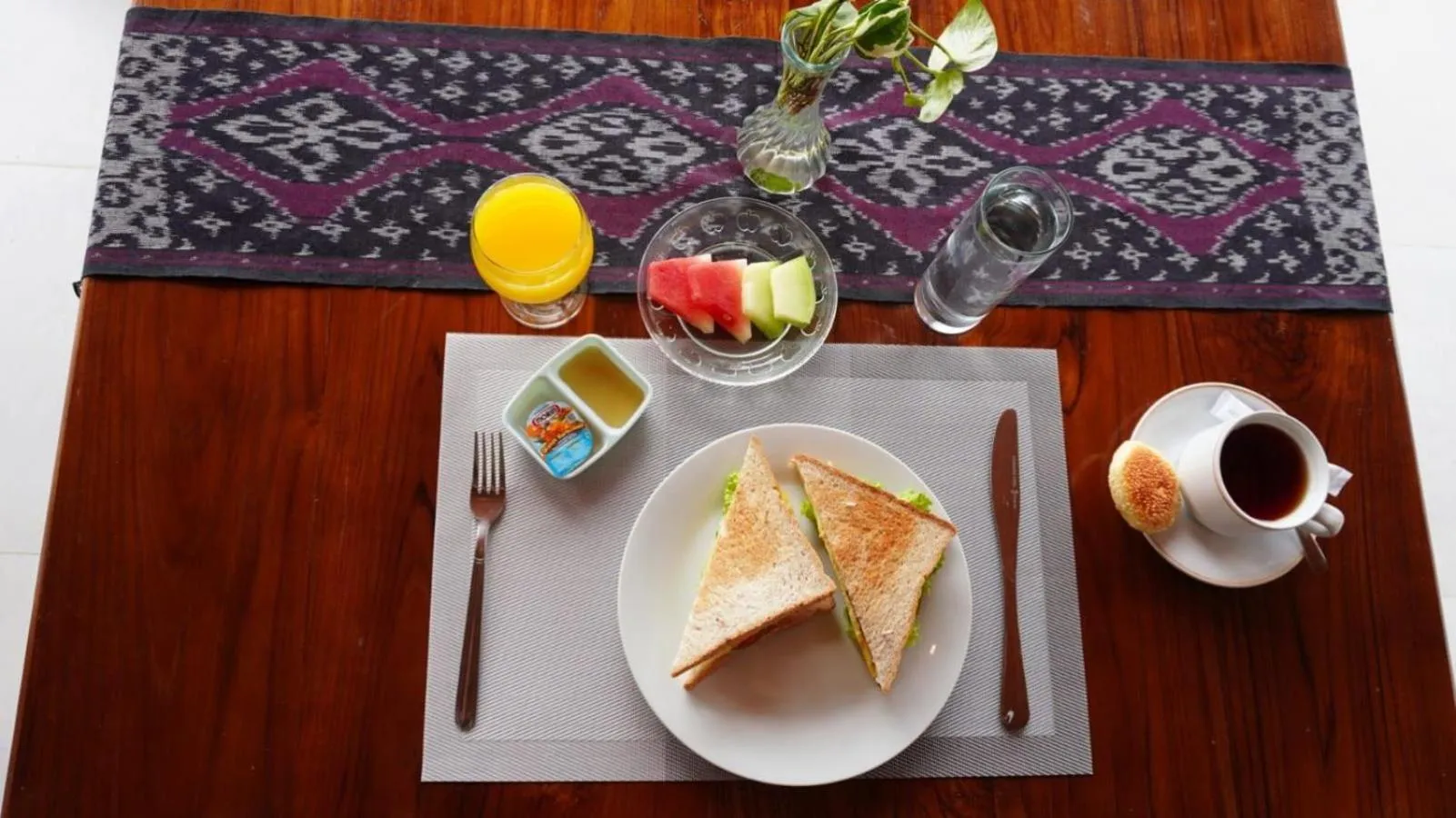 Breakfast in Golo Pada Villa Labuan Bajo by ABM