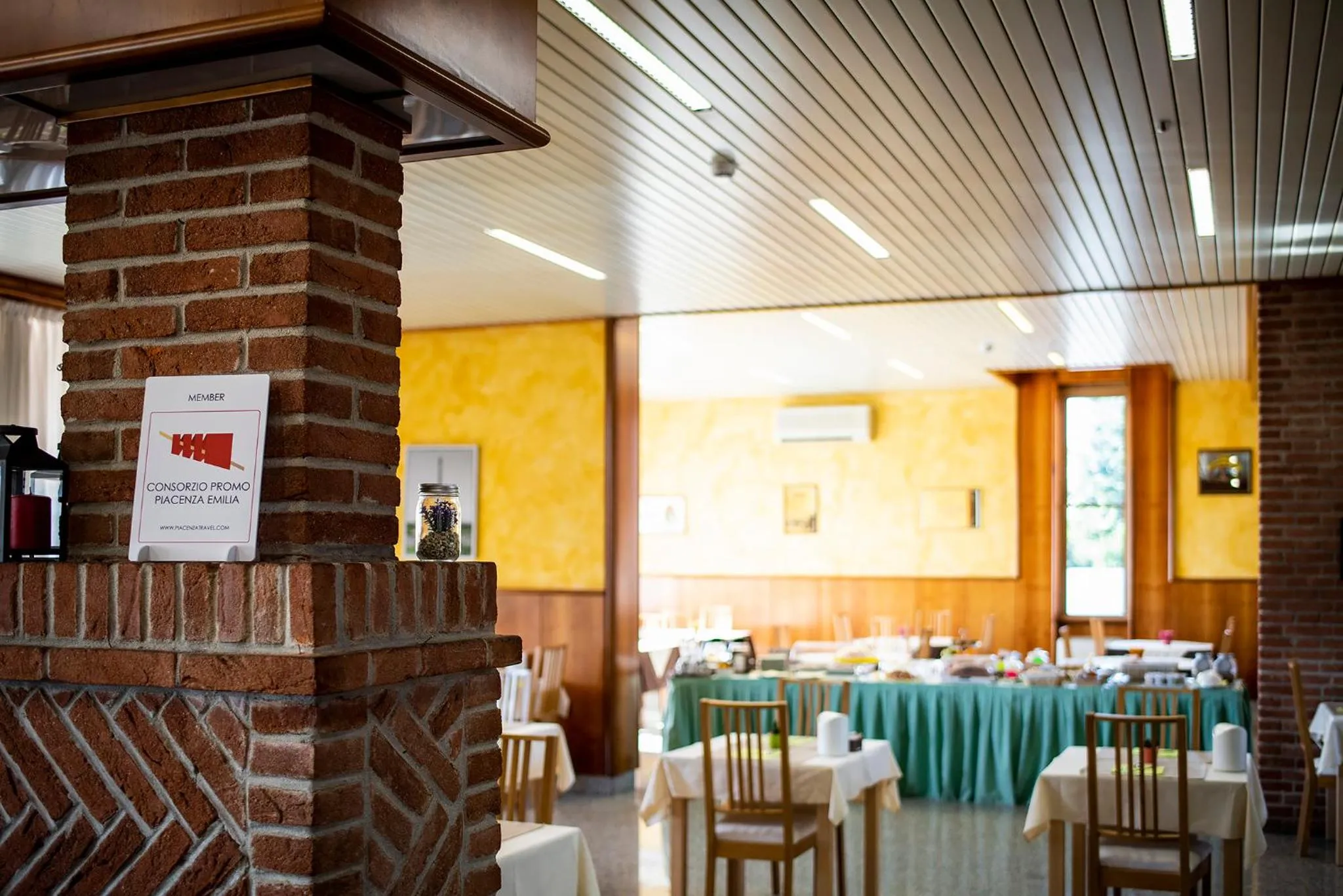 Lounge or bar in Hotel Route 9